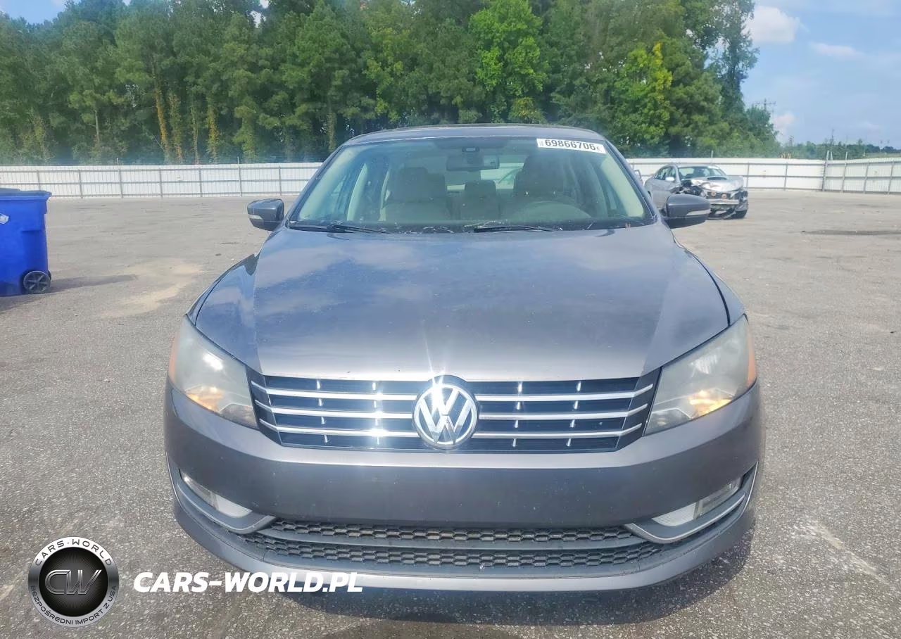 2013 Volkswagen Passat Sel VIN:1VWCM7A35DC076639 - 5