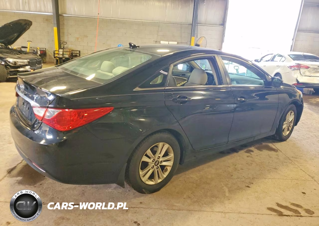 2011 Hyundai Sonata Gls VIN:5NPEB4AC5BH206890 - 3