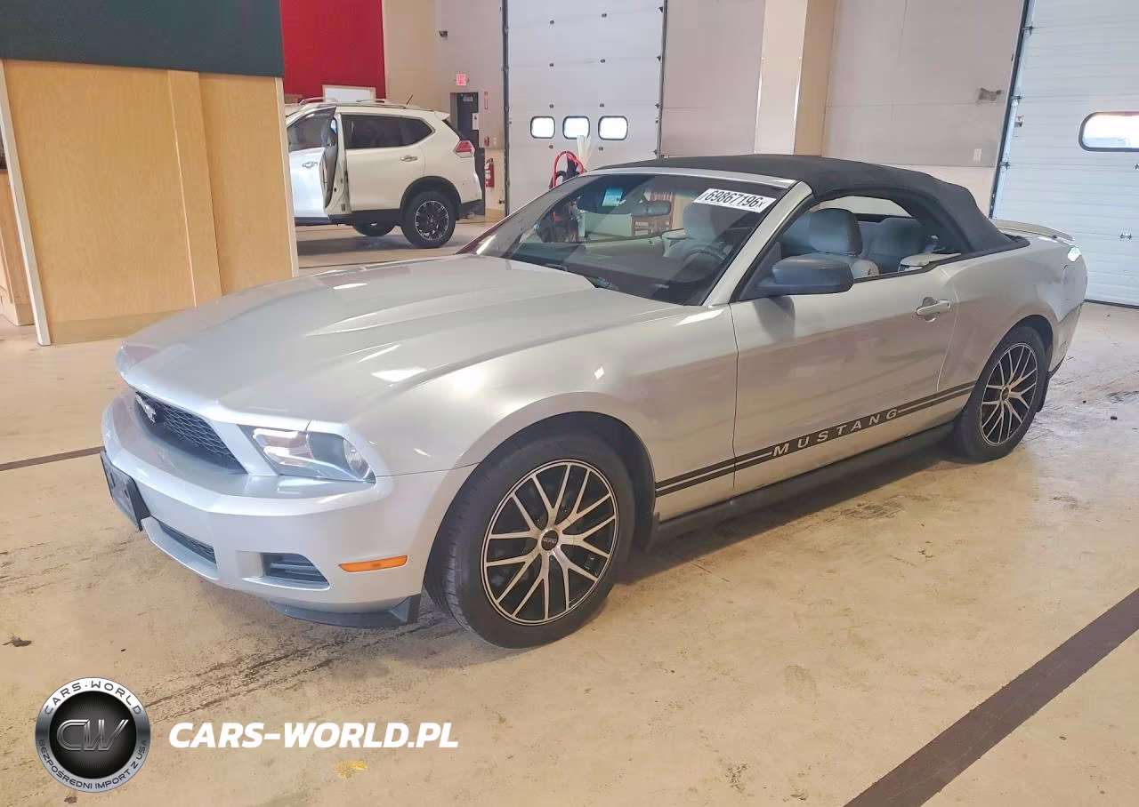 2010 Ford Mustang – zdjęcie 1 z 12