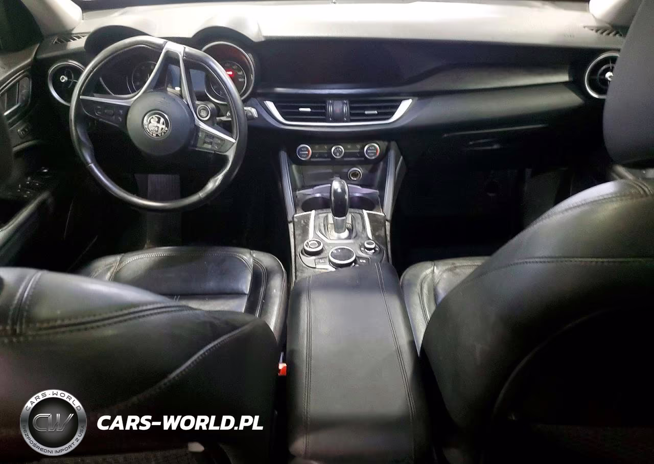 2018 Alfa Romeo Stelvio VIN:ZASFAKAN8J7B77814 - 8