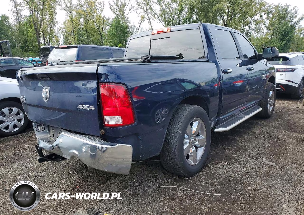 2018 Ram 1500 Slt VIN:3C6RR7LT3JG196063 - 3