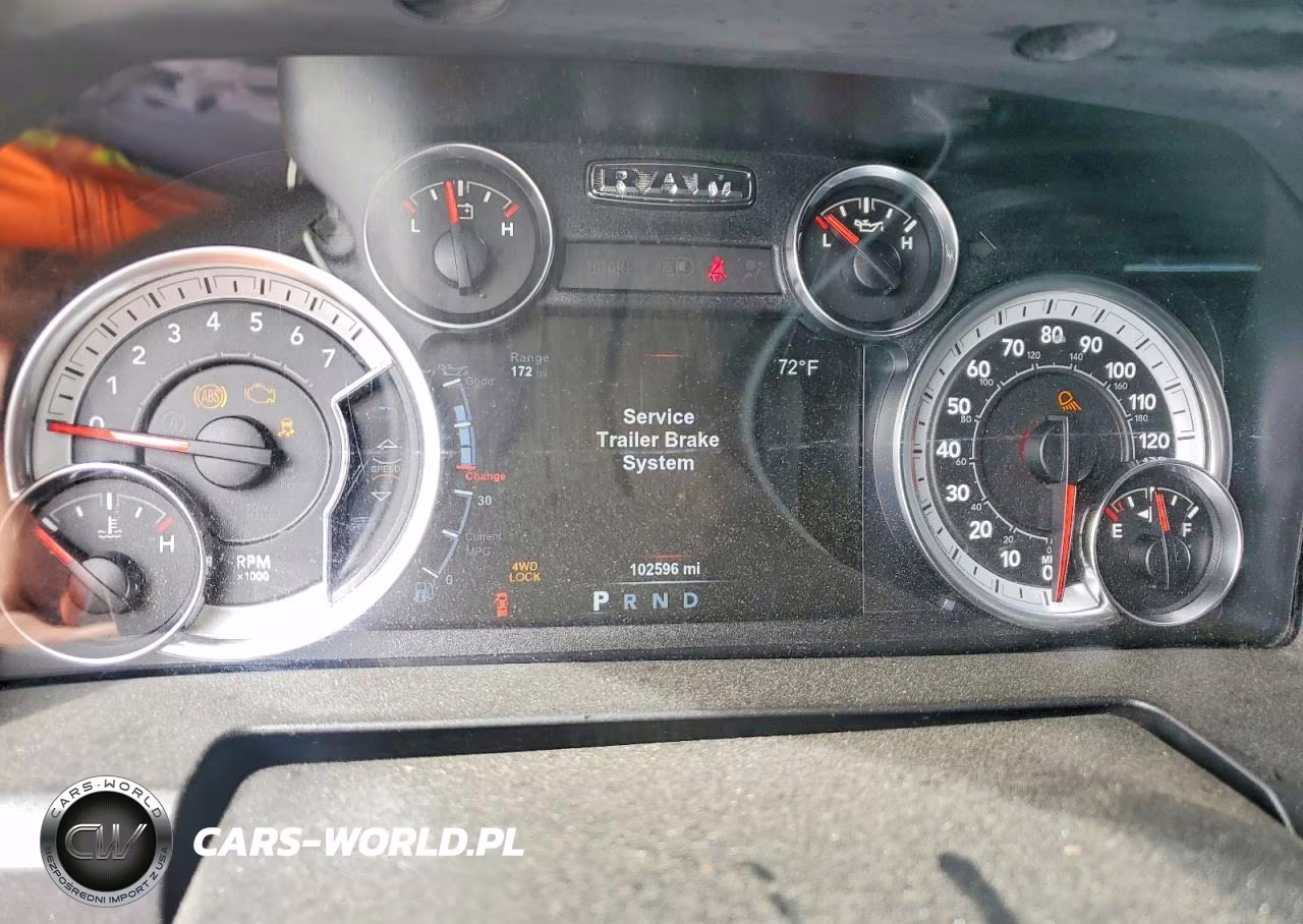 2018 Ram 1500 Slt VIN:3C6RR7LT3JG196063 - 9