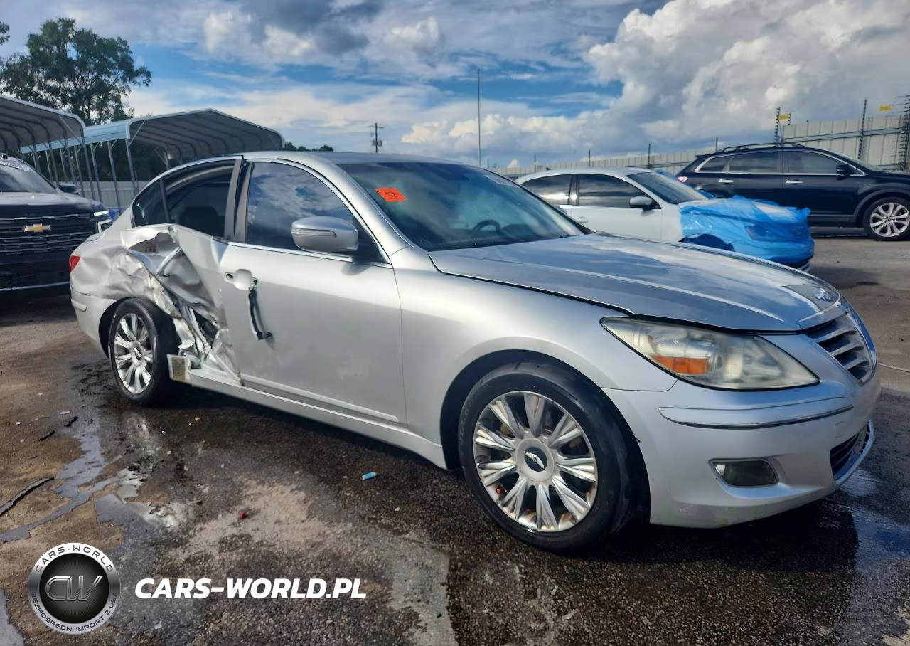 2011 Hyundai Genesis 3.8L VIN:KMHGC4DEXBU113206 - 4