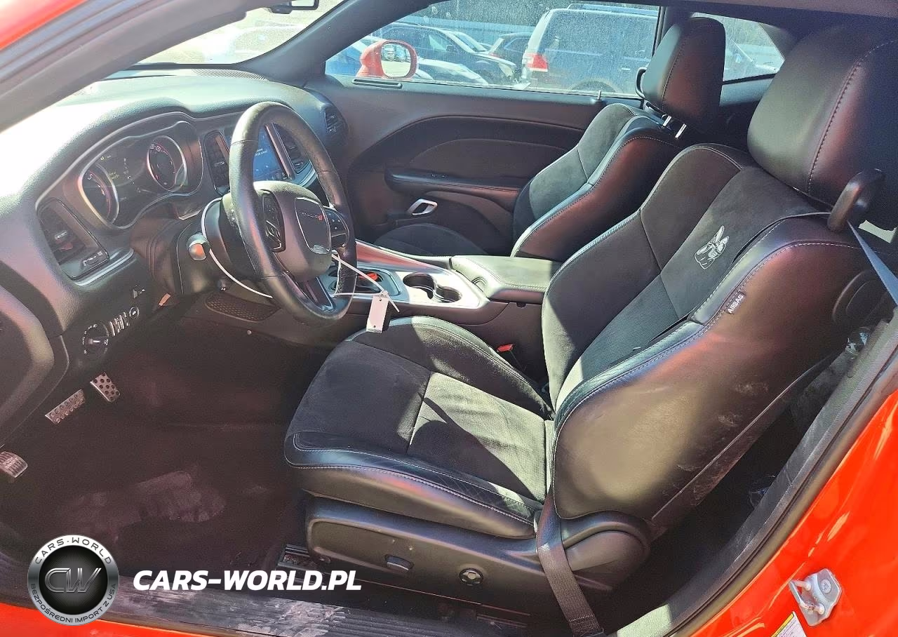 2019 Dodge Challenger R-T Scat Pack VIN:2C3CDZFJ5KH551856 - 7