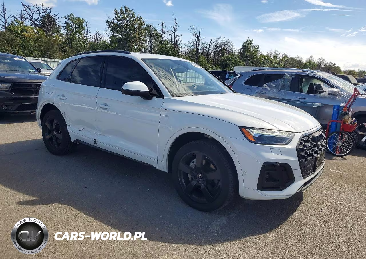 2023 Audi Q5 Prestige 45 VIN:WA1FAAFYXP2131472 - 4