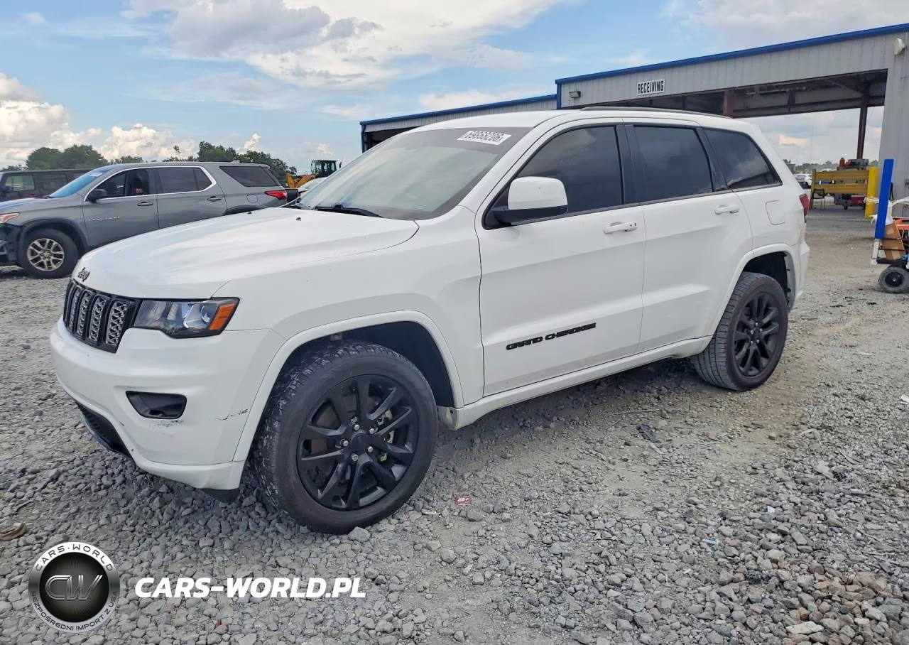 2021 Jeep Grand Cherokee Laredo VIN:1C4RJFAG3MC515386 - 1