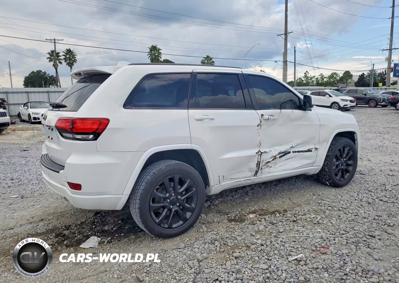 2021 Jeep Grand Cherokee Laredo VIN:1C4RJFAG3MC515386 - 3