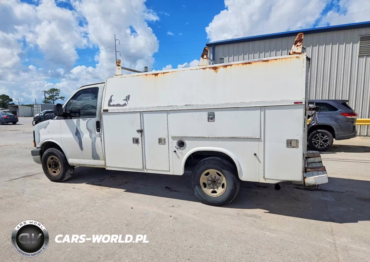 2005 Chevrolet Express G3500 VIN:1GBHG31U351231627 - 2