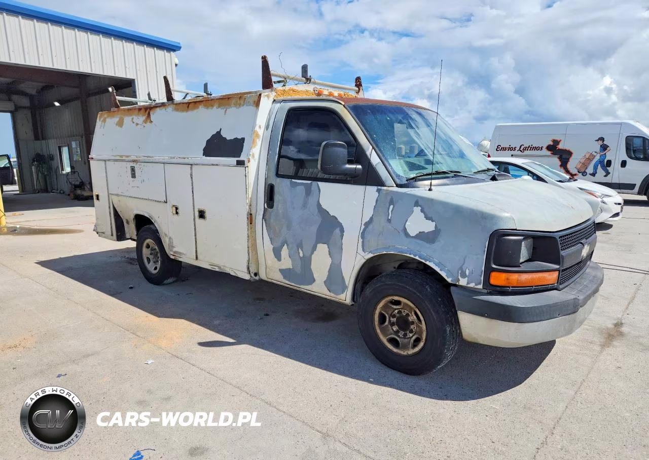 2005 Chevrolet Express G3500 VIN:1GBHG31U351231627 - 4