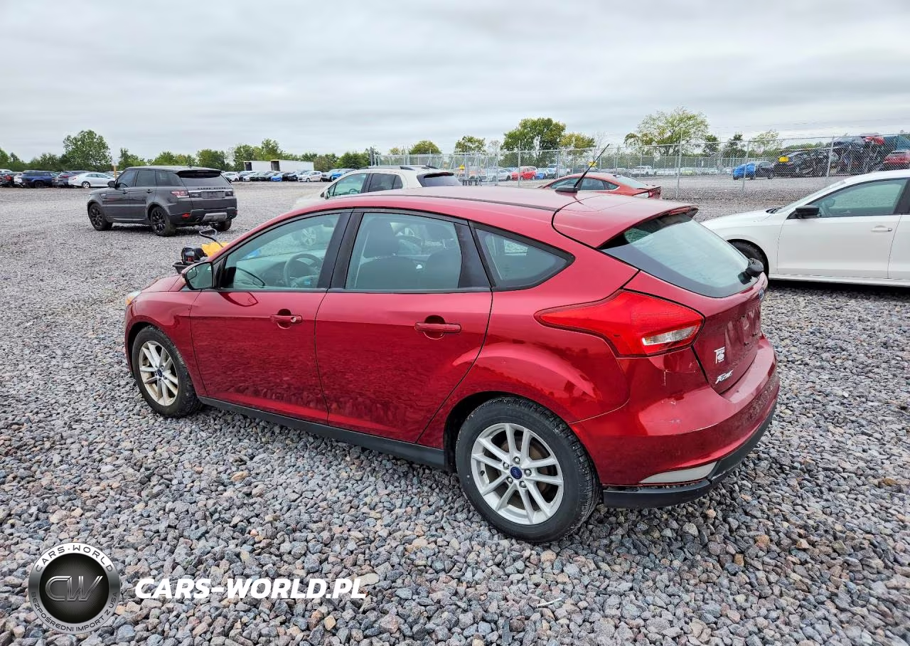 2017 Ford Focus Se VIN:1FADP3K24HL213952 - 2