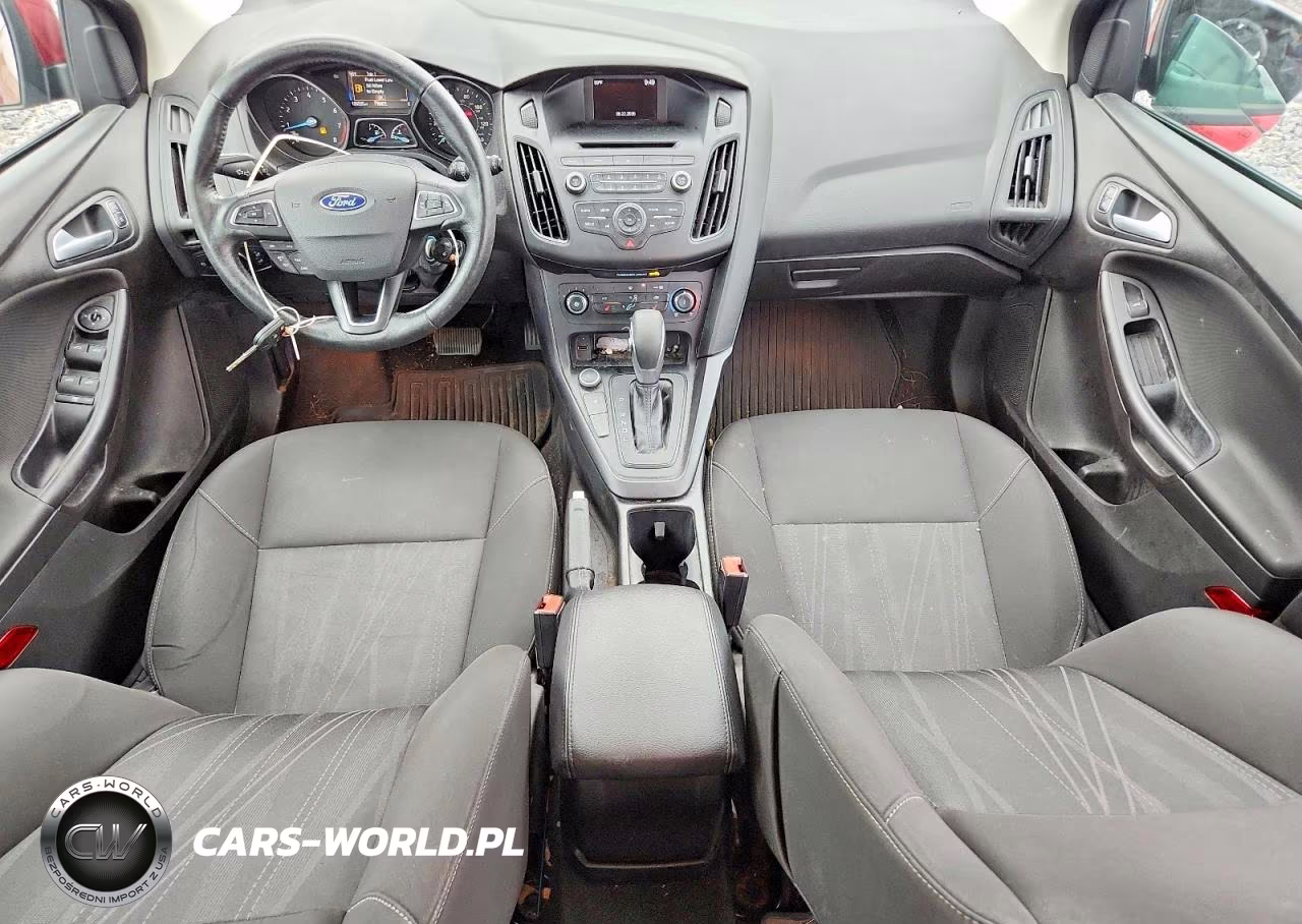 2017 Ford Focus Se VIN:1FADP3K24HL213952 - 8