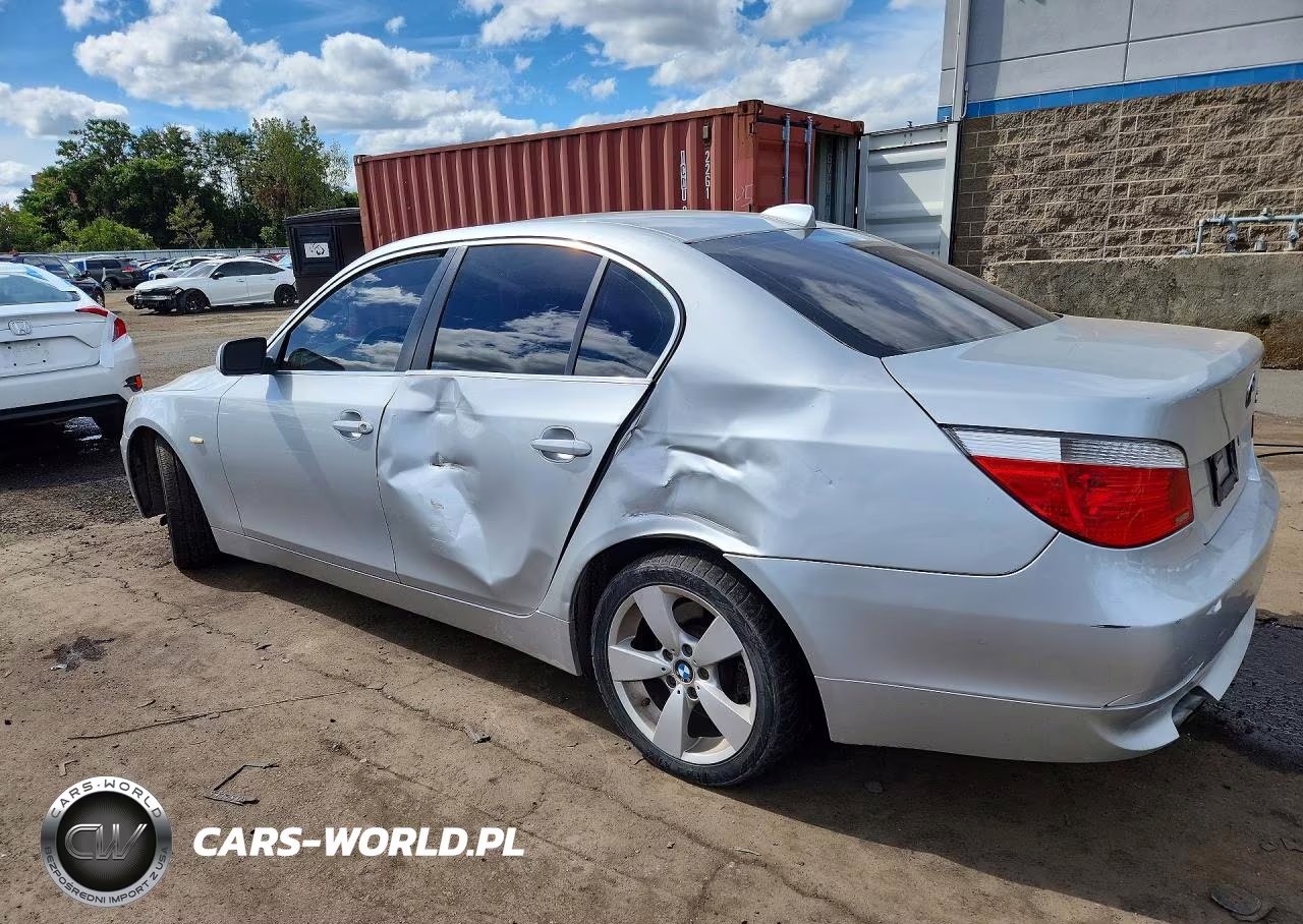 2007 BMW 530 Xi VIN:WBANF735X7CU24148 - 2