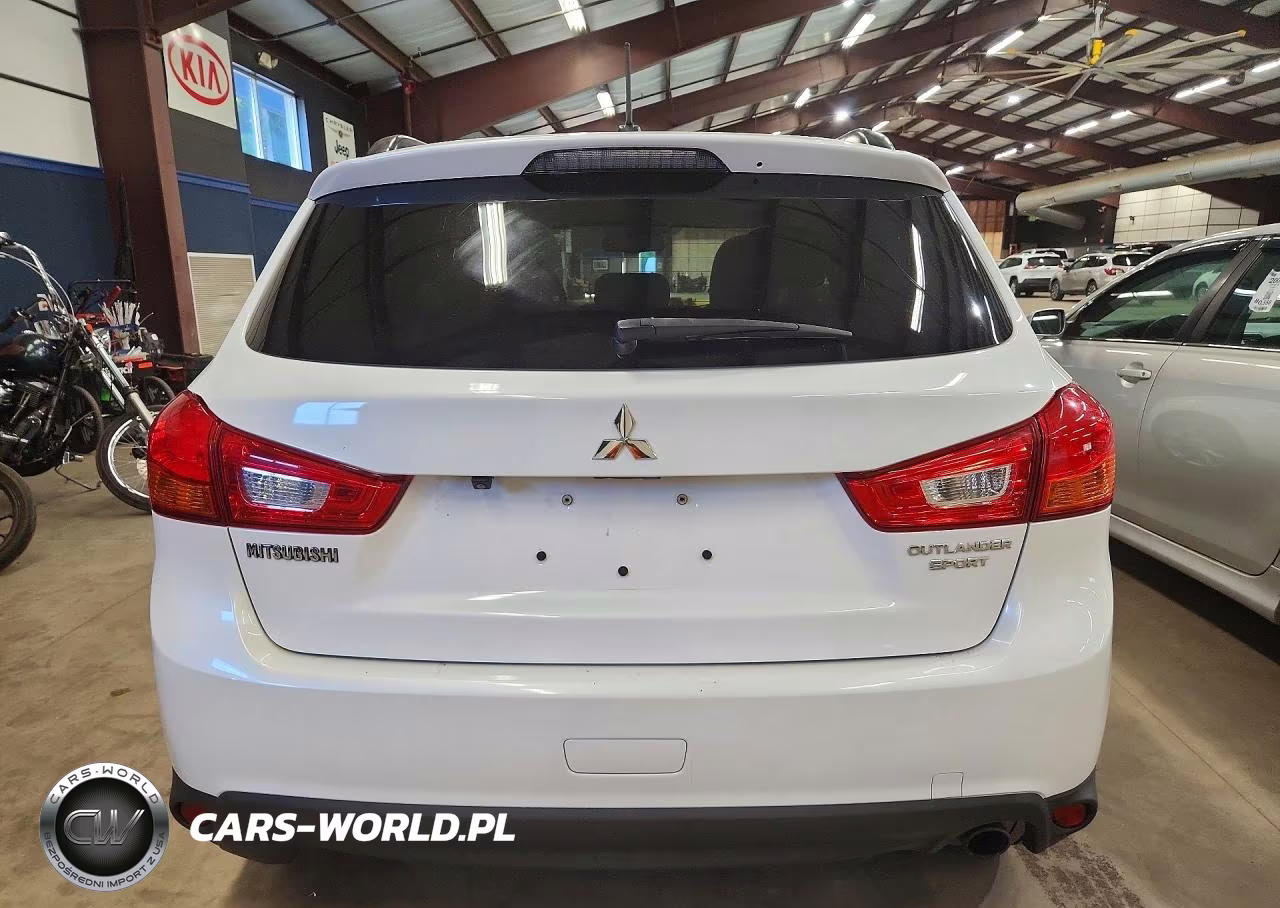 2015 Mitsubishi Outlander Sport Se VIN:4A4AP4AU4FE047772 - 6