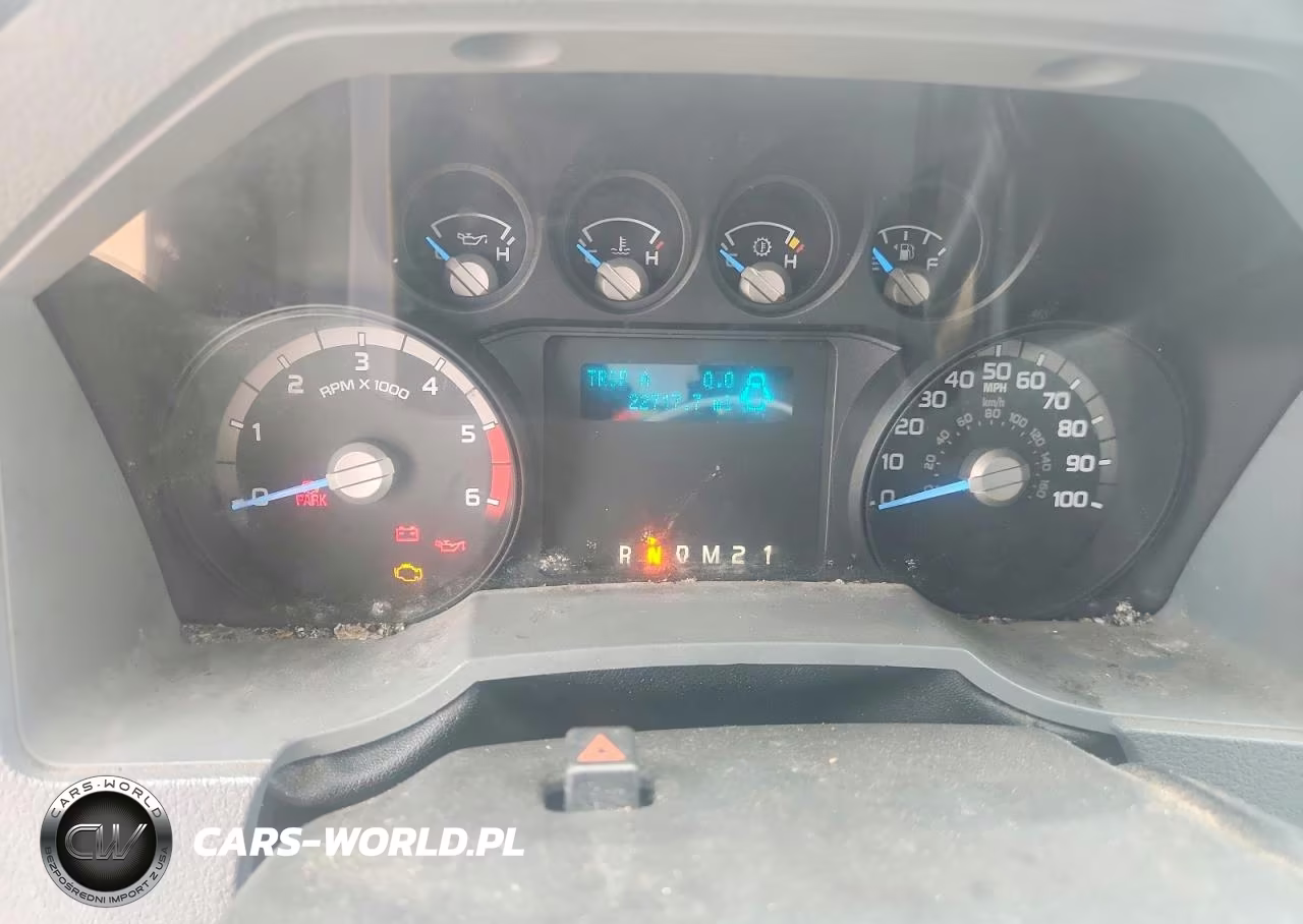 2017 Ford F-750 Super Duty Box Truck VIN:1FDNX7AY9HDB06526 - 9
