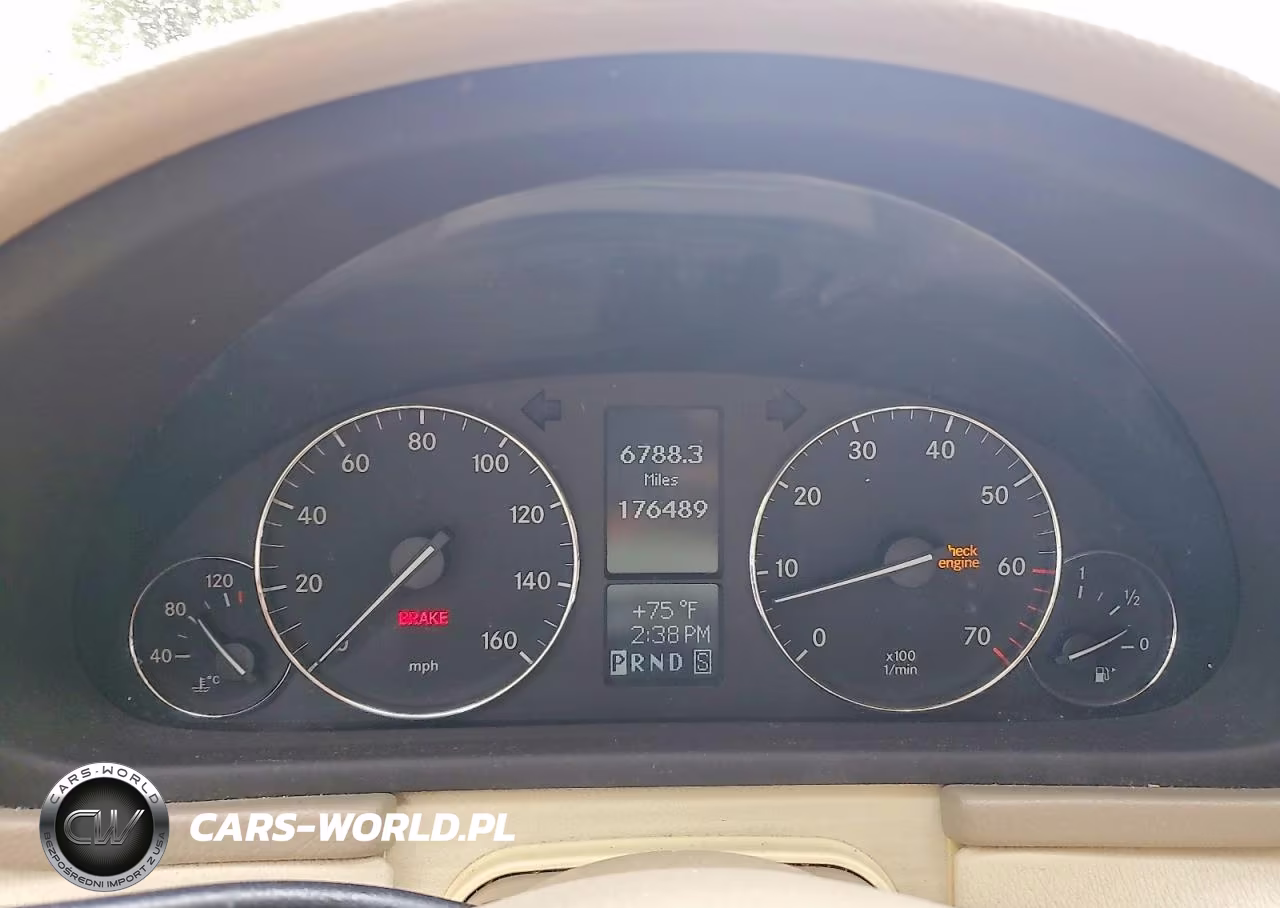2005 Mercedes-Benz C 240 4Matic VIN:WDBRF81J35F718396 - 9