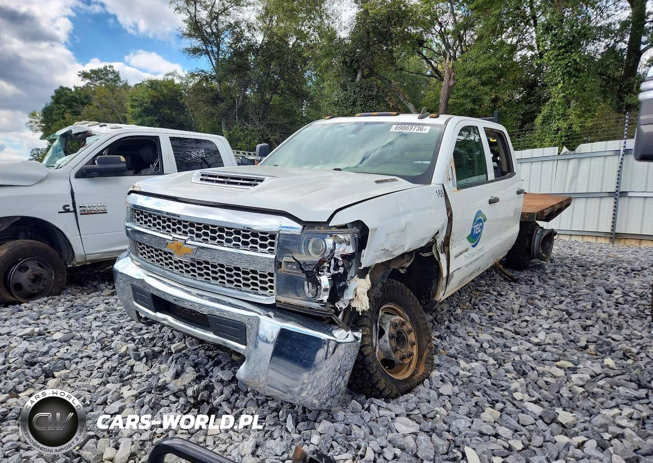 2019 Chevrolet Silverado C3500 VIN:1GB4CVCY6KF211988 - 1