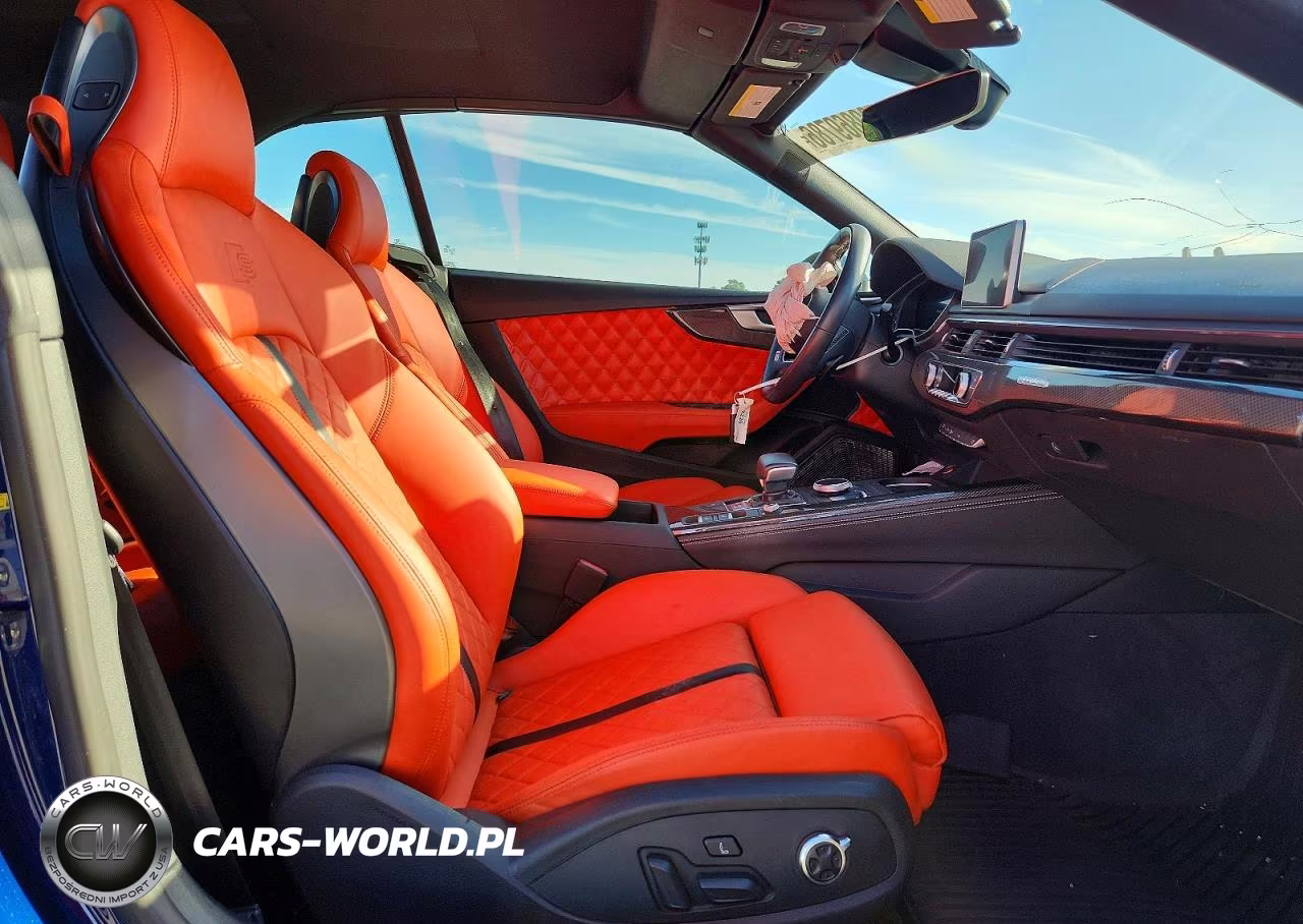 2018 Audi S5 Premium Plus VIN:WAUY4GF52JN003633 - 10