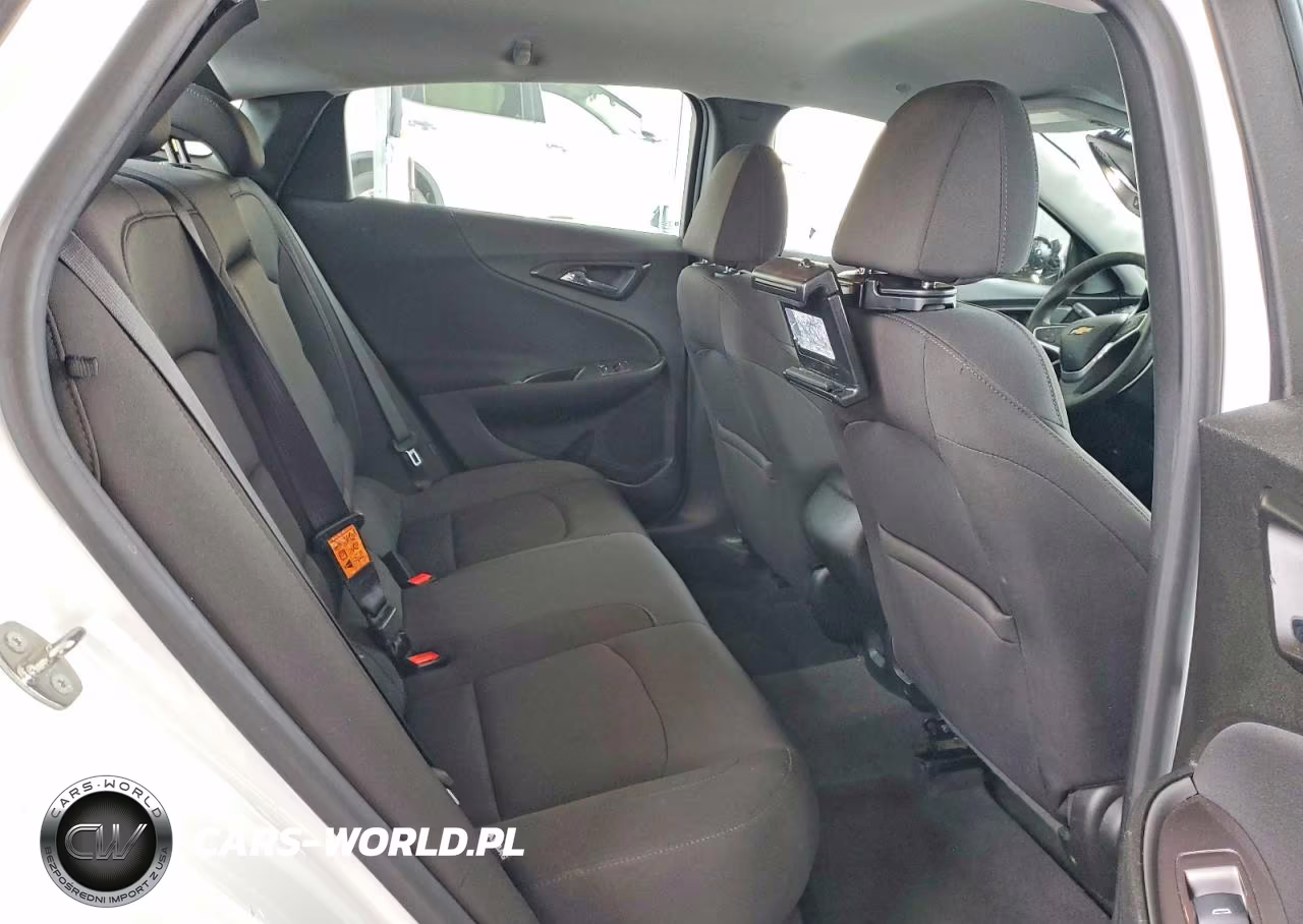 2018 Chevrolet Malibu Ls VIN:1G1ZB5ST9JF221271 - 10