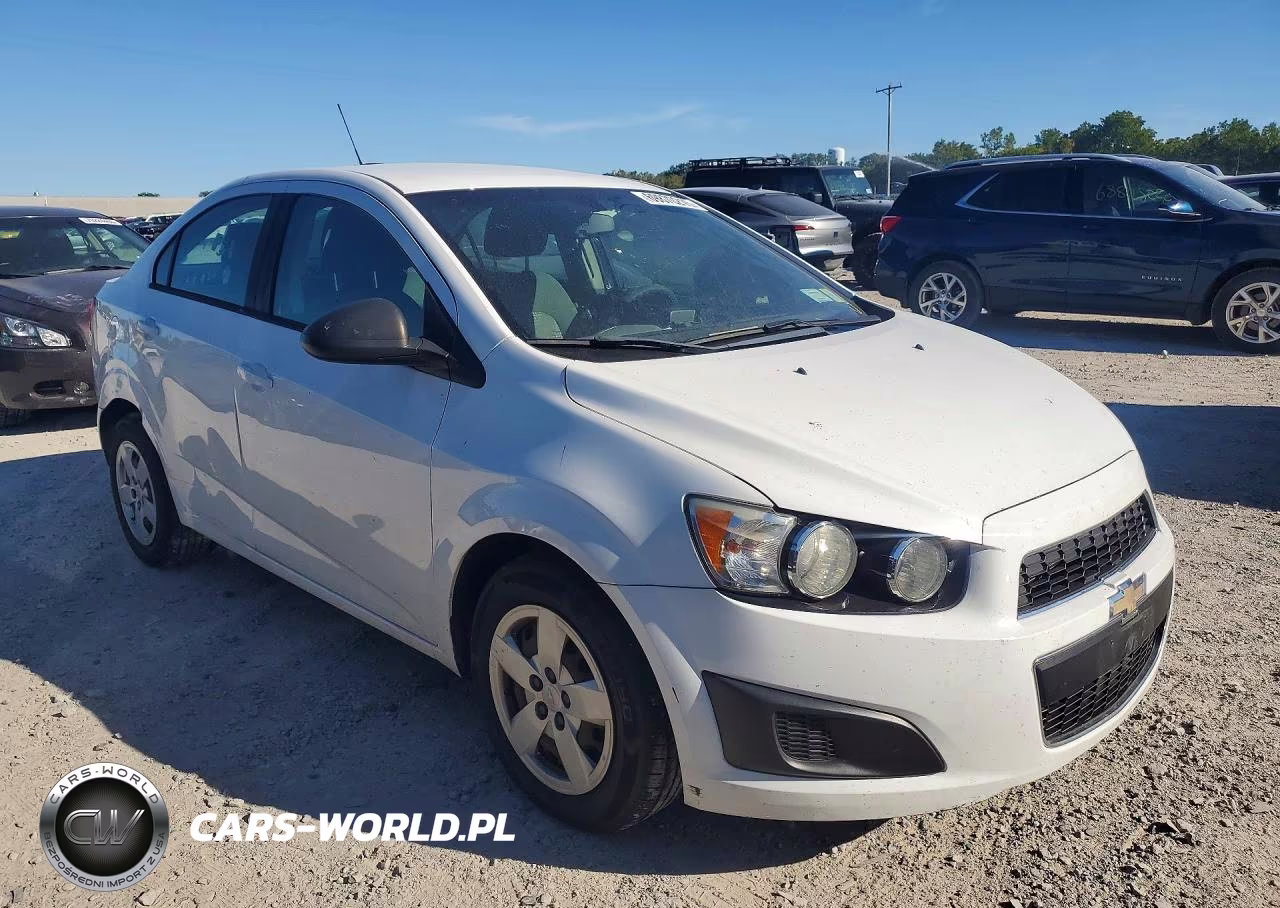 2016 Chevrolet Sonic Ls VIN:1G1JA5SH1G4120662 - 4