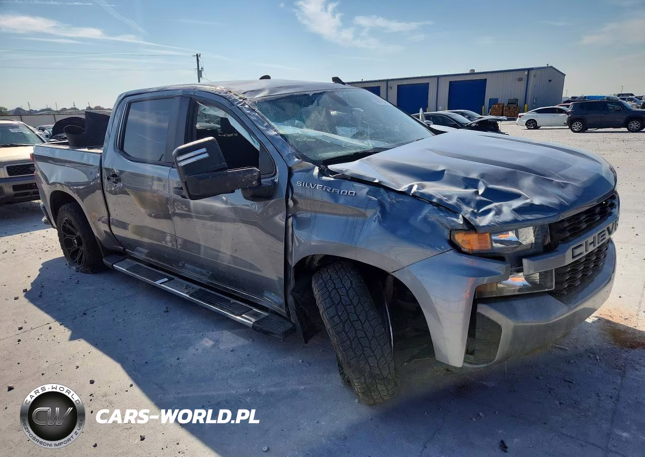 2020 Chevrolet Silverado K1500 Custom VIN:3GCUYBEF7LG392767 - 4
