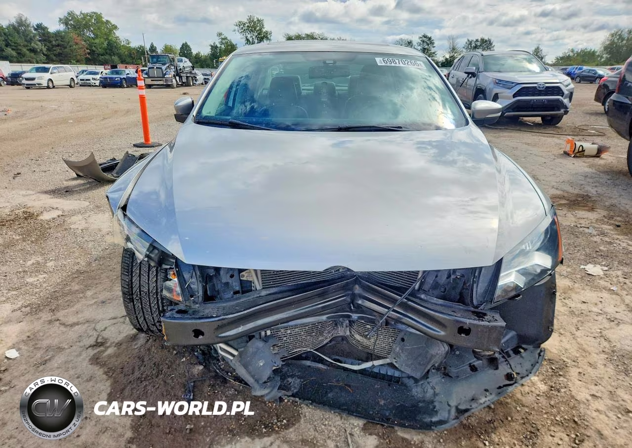 2014 Volkswagen Passat Sel VIN:1VWCS7A38EC098125 - 5