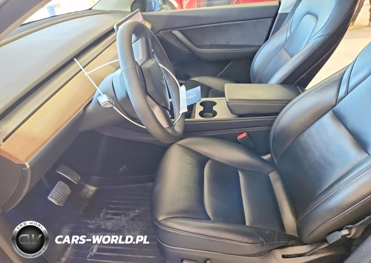 2021 Tesla Model Y VIN:5YJYGAEE9MF141083 - 7