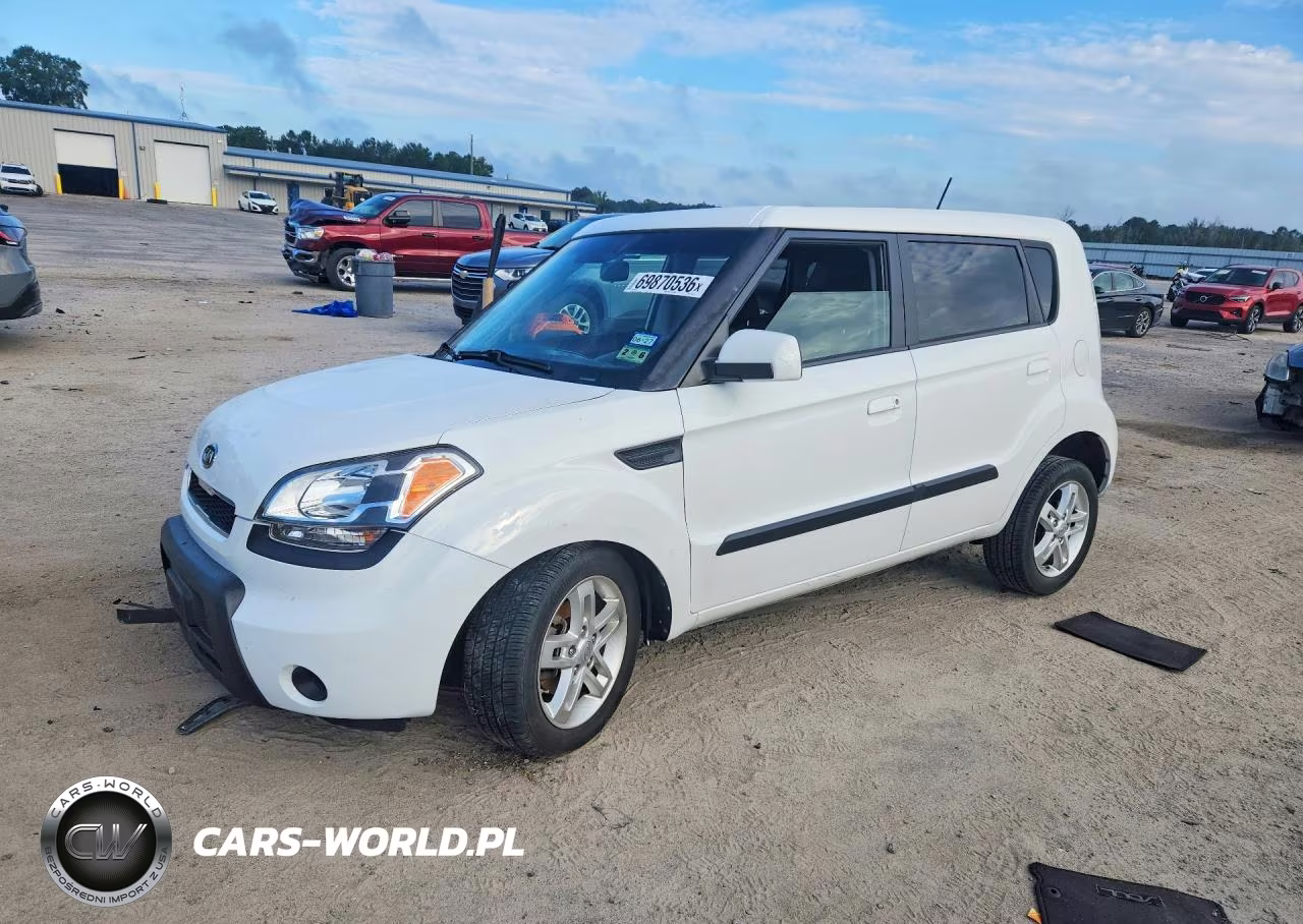 2010 Kia Soul + VIN:KNDJT2A20A7702514 - 1