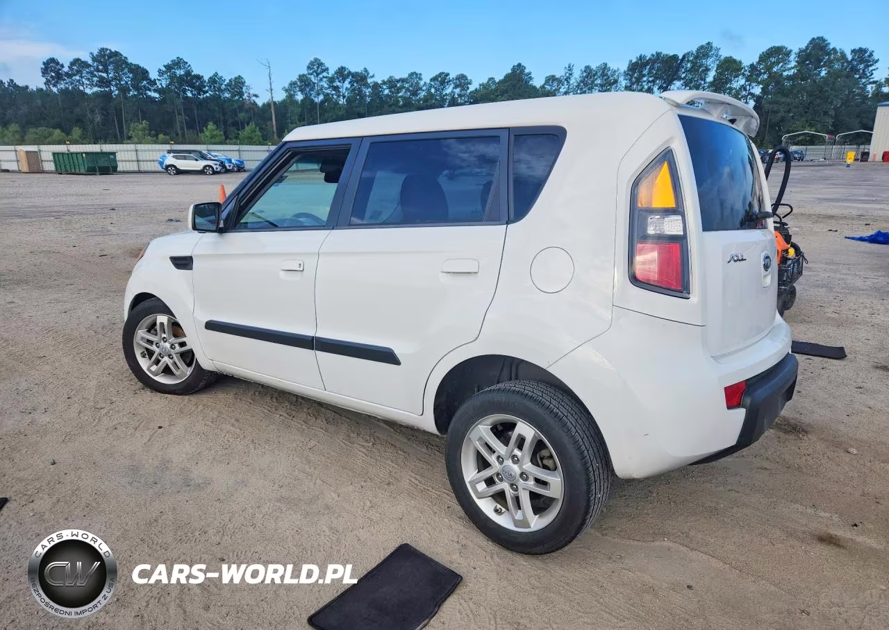 2010 Kia Soul + VIN:KNDJT2A20A7702514 - 2