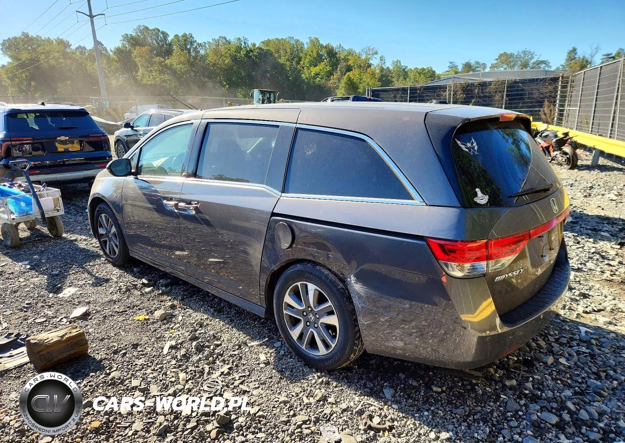 2015 Honda Odyssey Touring VIN:5FNRL5H99FB115446 - 2