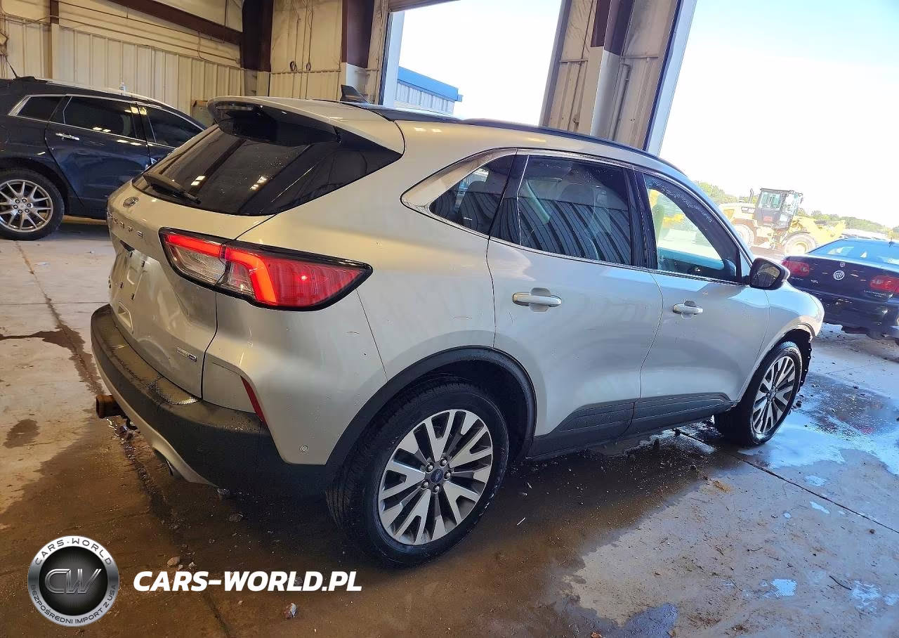2020 Ford Escape Titanium VIN:1FMCU9J98LUA96312 - 3
