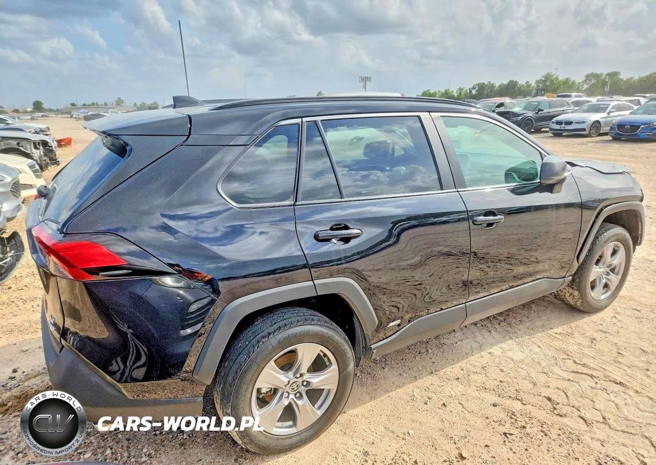 2025 Toyota Rav4 Le VIN:2T3LWRFV6SW270884 - 3
