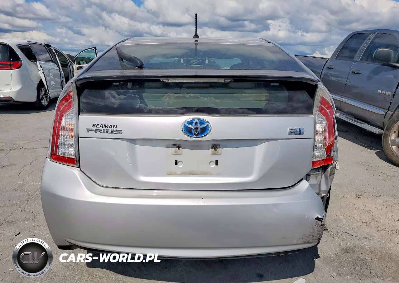 2014 Toyota Prius Two VIN:JTDKN3DU3E0362050 - 6