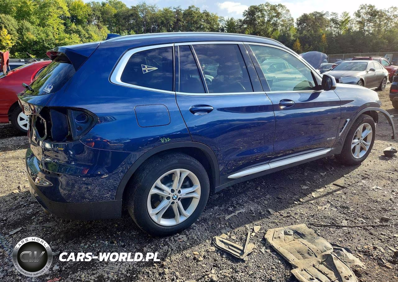 2018 BMW X3 xDrive30I VIN:5UXTR9C56JLC75436 - 3