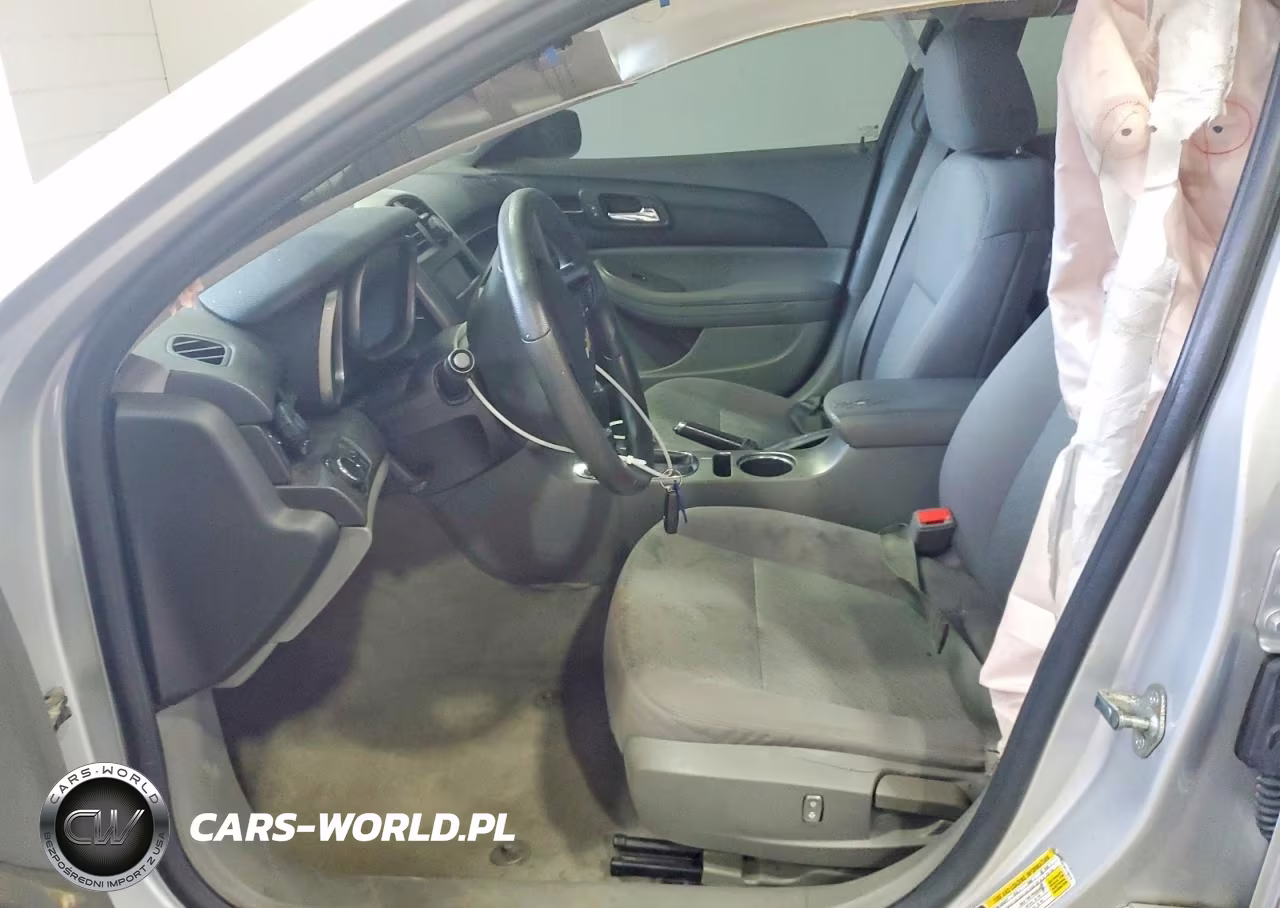 2014 Chevrolet Malibu Ls VIN:1G11B5SL5EF118223 - 7