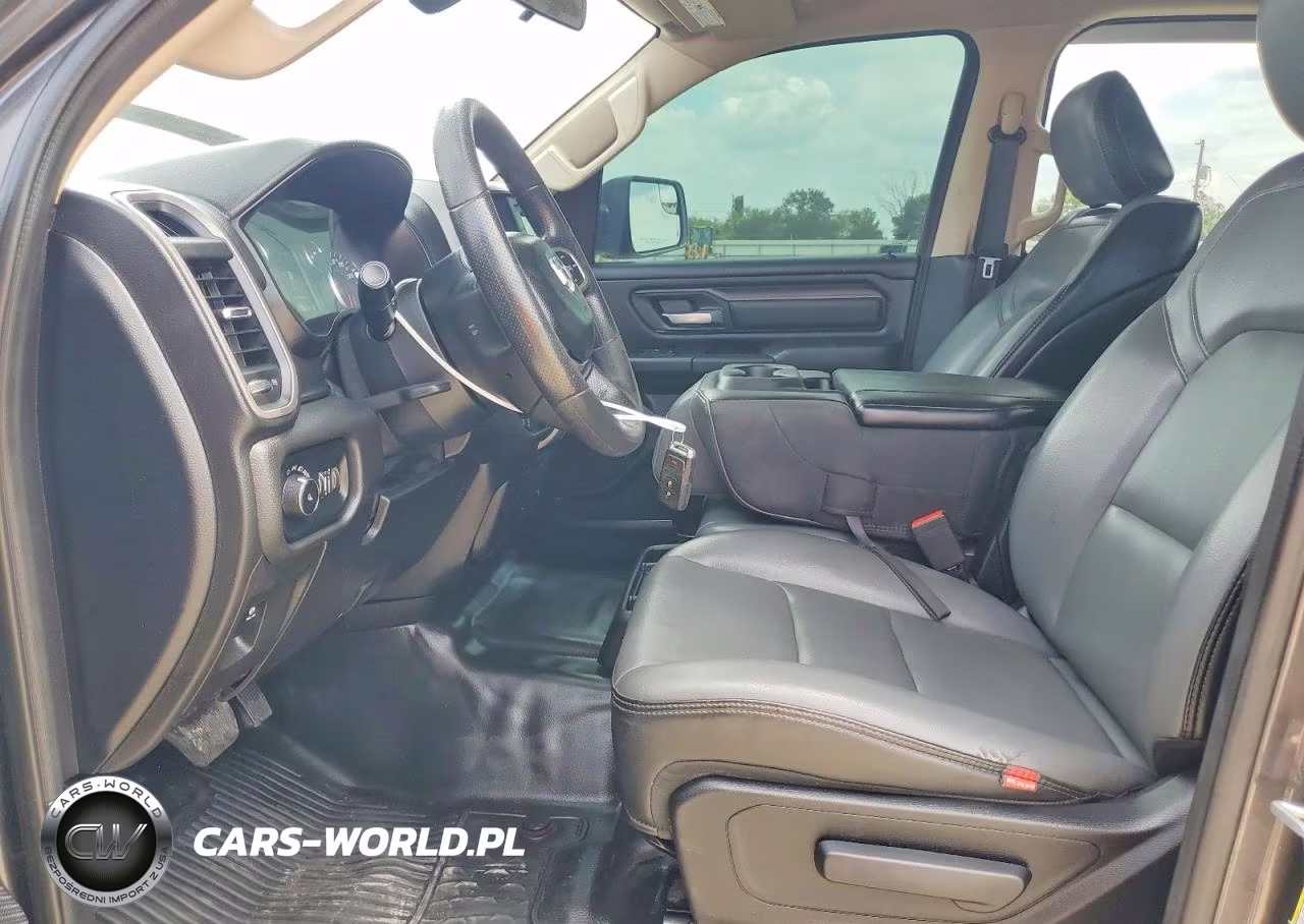 2019 Ram 1500 Tradesman VIN:1C6RREGG1KN768936 - 7