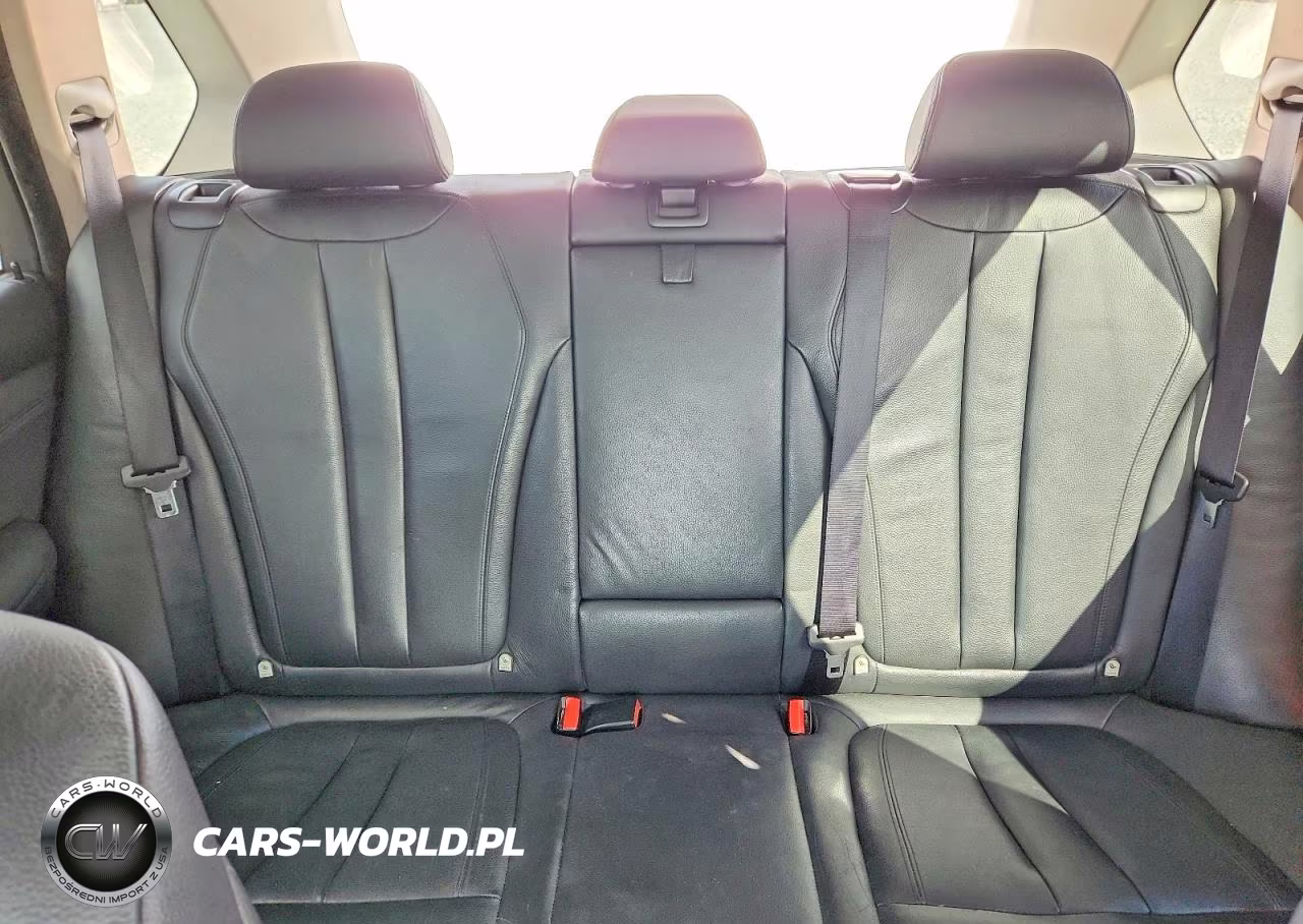 2015 BMW X5 xDrive35I VIN:5UXKR0C51F0K54281 - 10