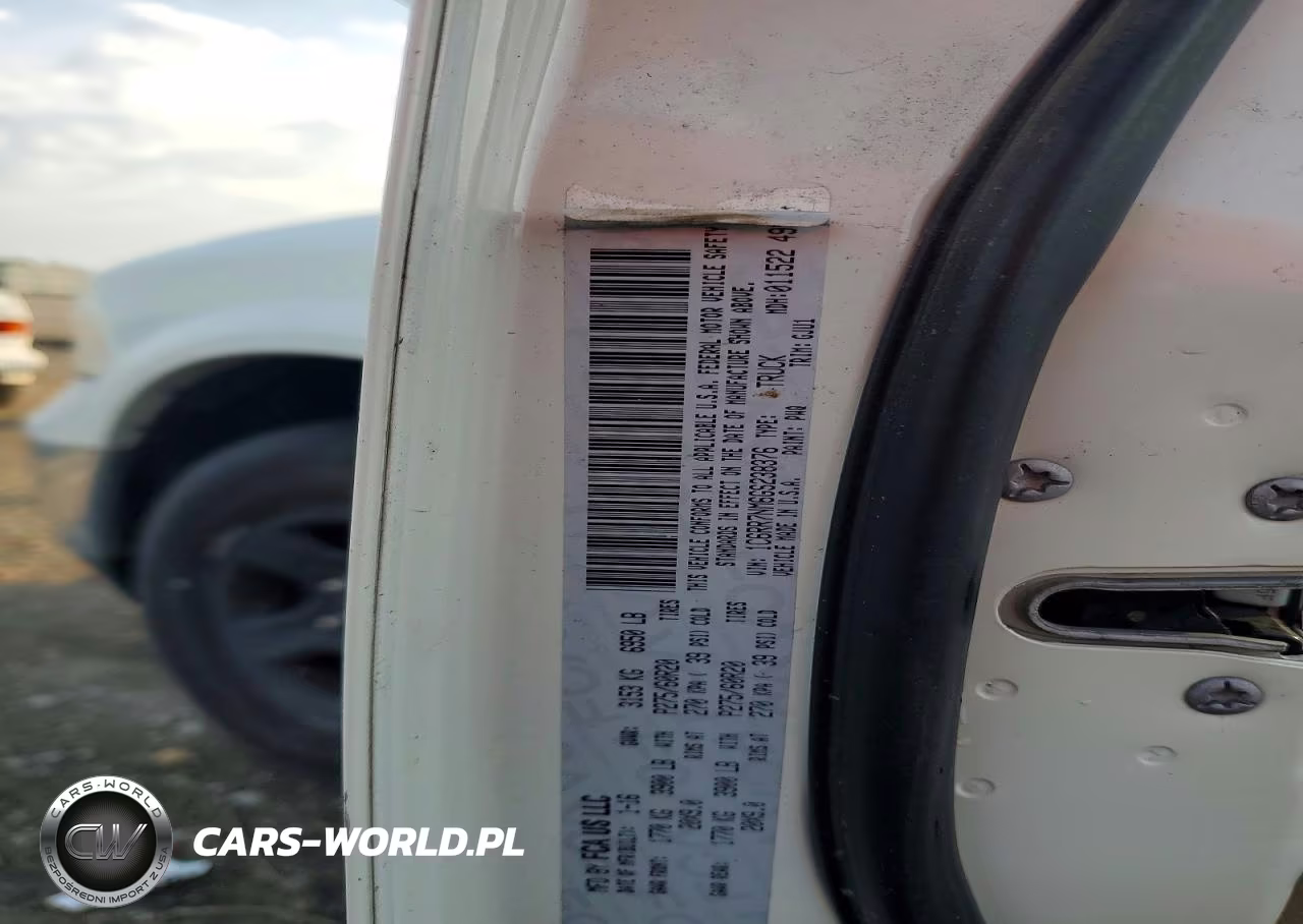 RAM 1500 LARAM VIN:1C6RR7NM6GS238376 - 12