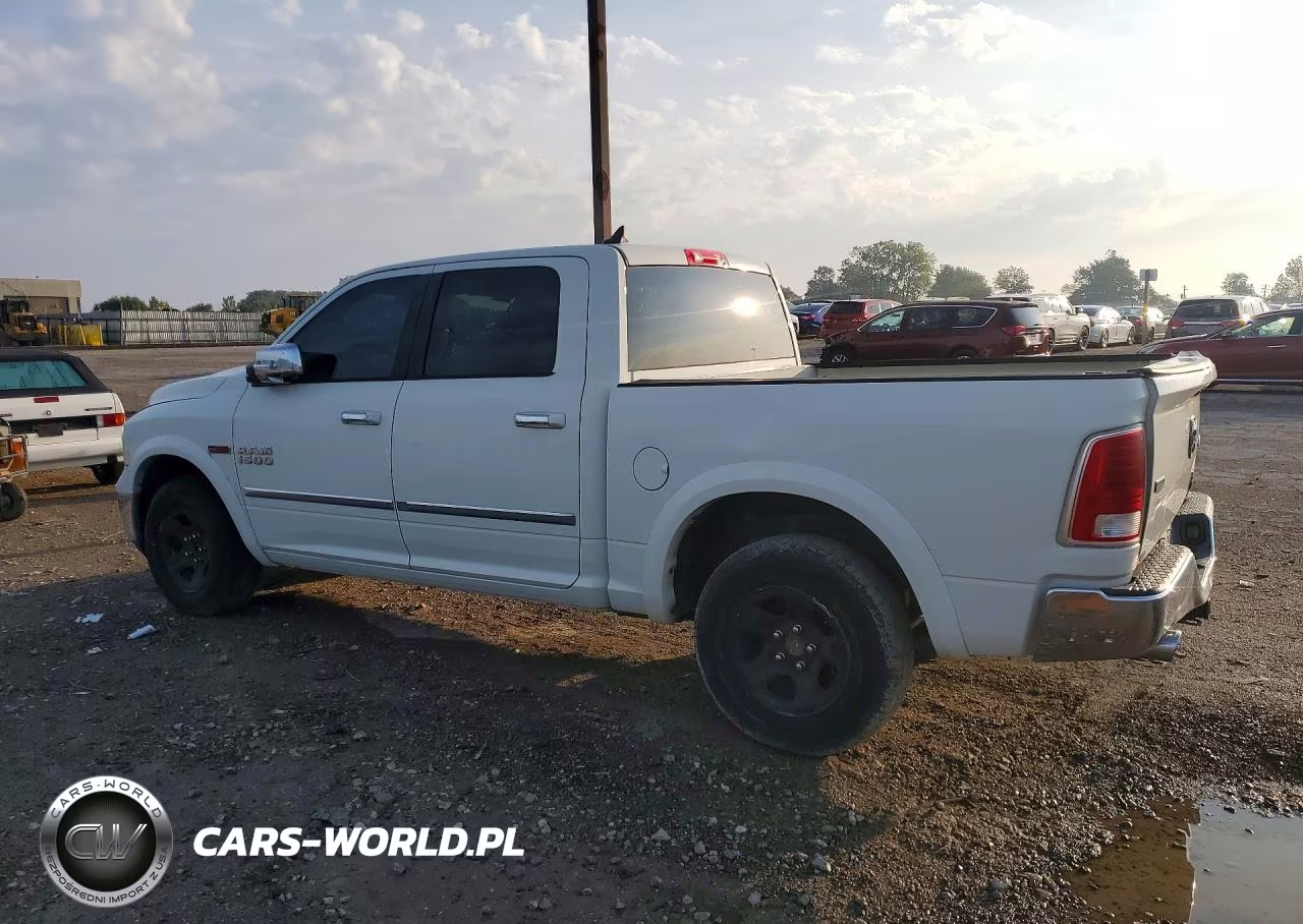 RAM 1500 LARAM VIN:1C6RR7NM6GS238376 - 2