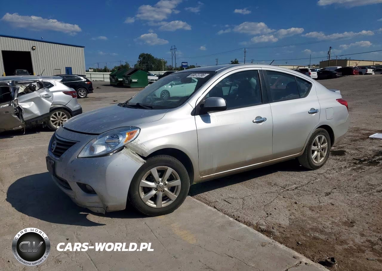 2013 Nissan Versa 1.6 S