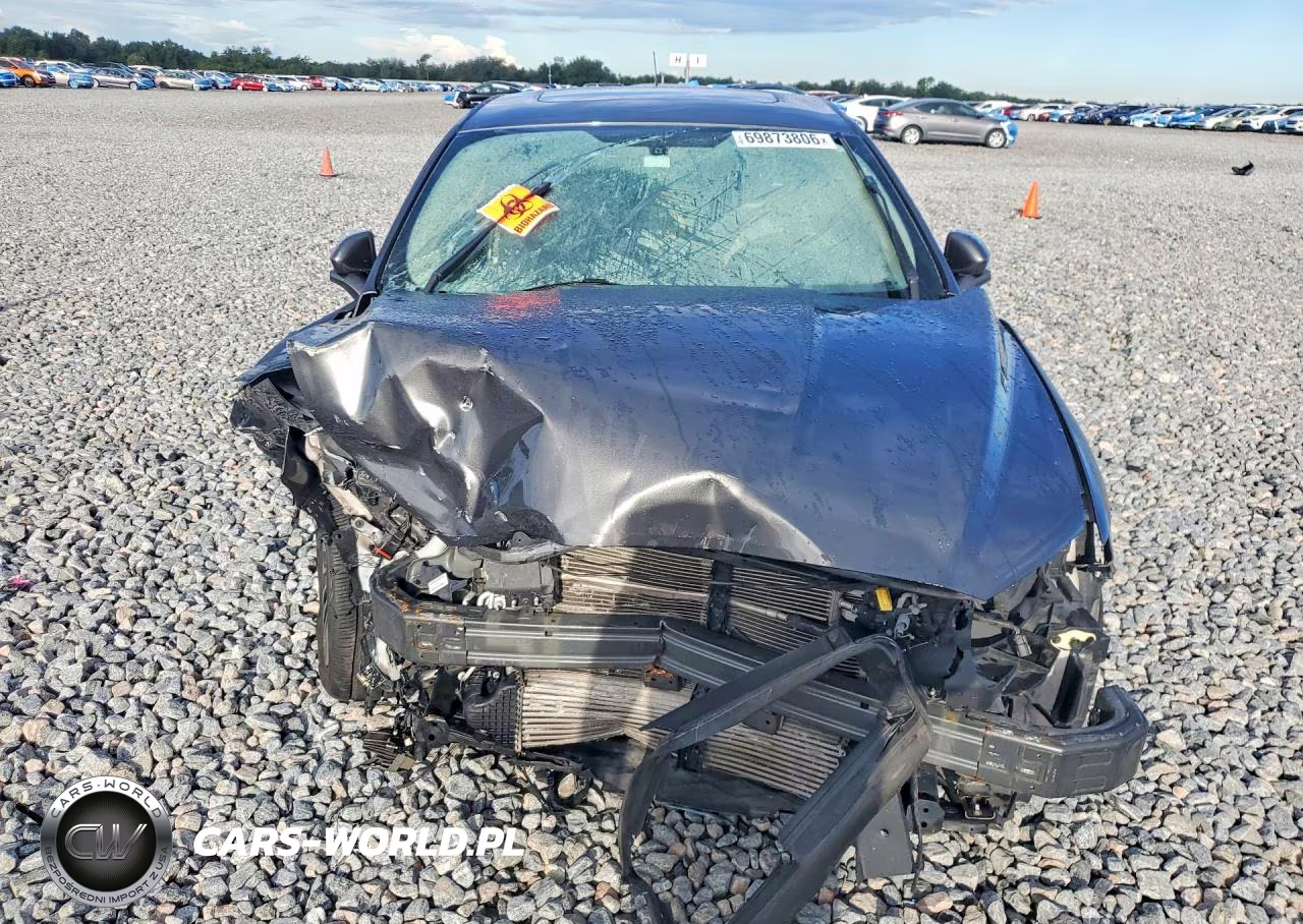 2018 Ford Fusion Titanium VIN:3FA6P0D92JR233819 - 5