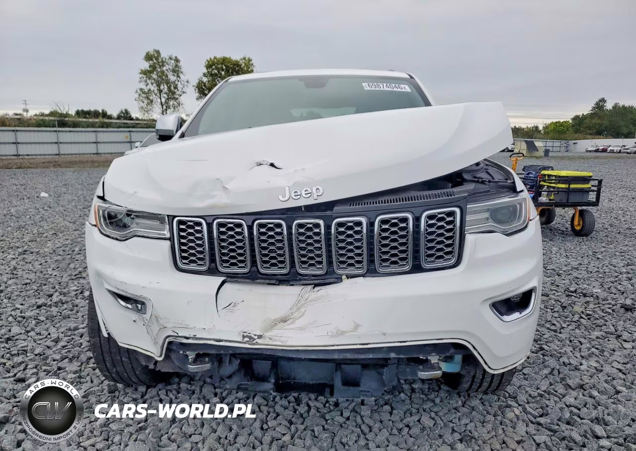 2017 Jeep Grand Cherokee Overland VIN:1C4RJFCG9HC842619 - 5