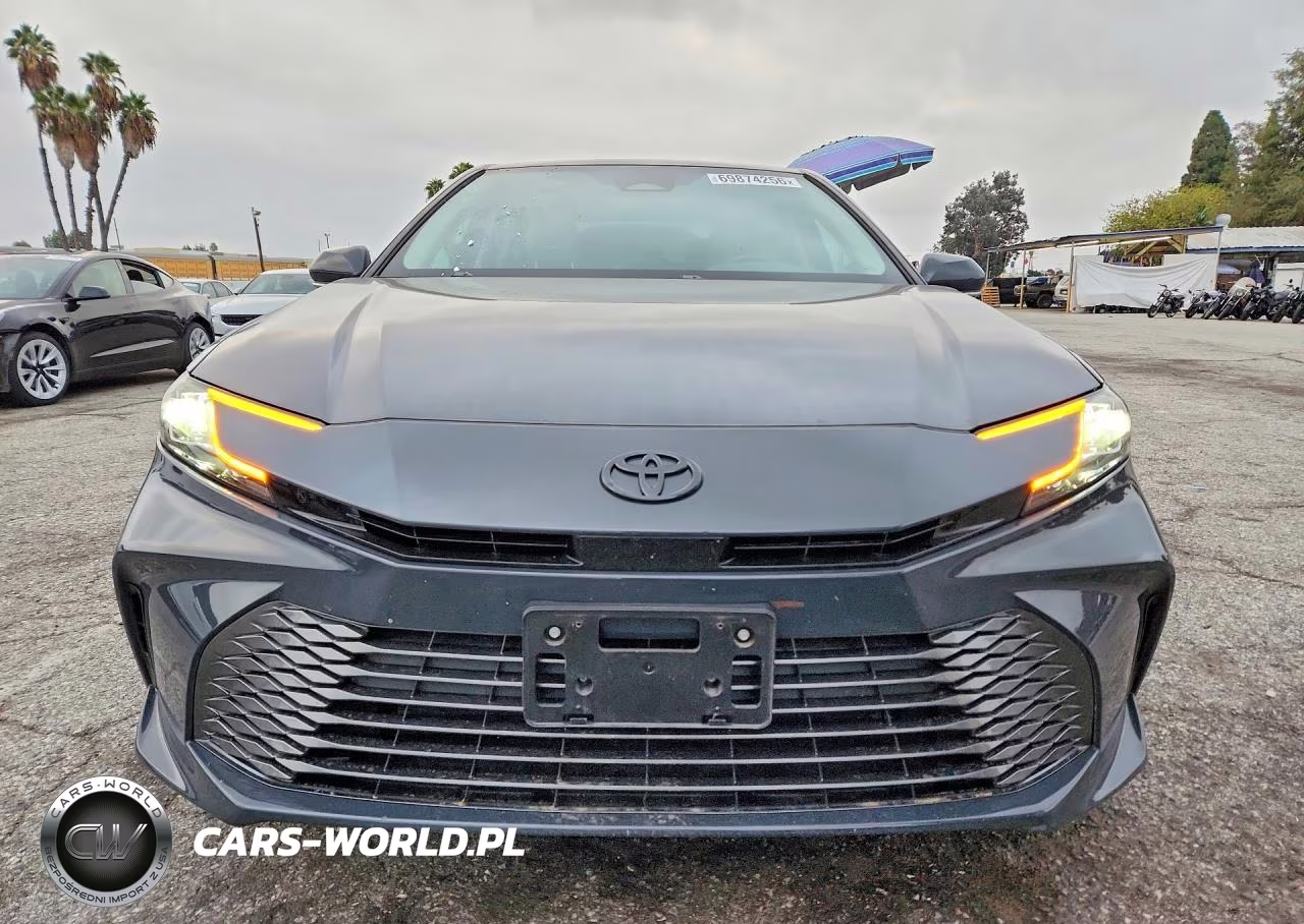 2026 Toyota Camry Xle VIN:4T1DAACK3TU707720 - 5