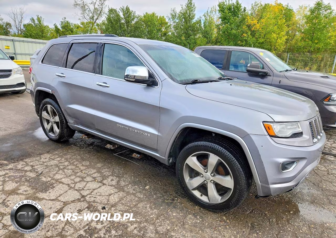 2015 Jeep Grand Cherokee Overland VIN:1C4RJFCG6FC726680 - 4