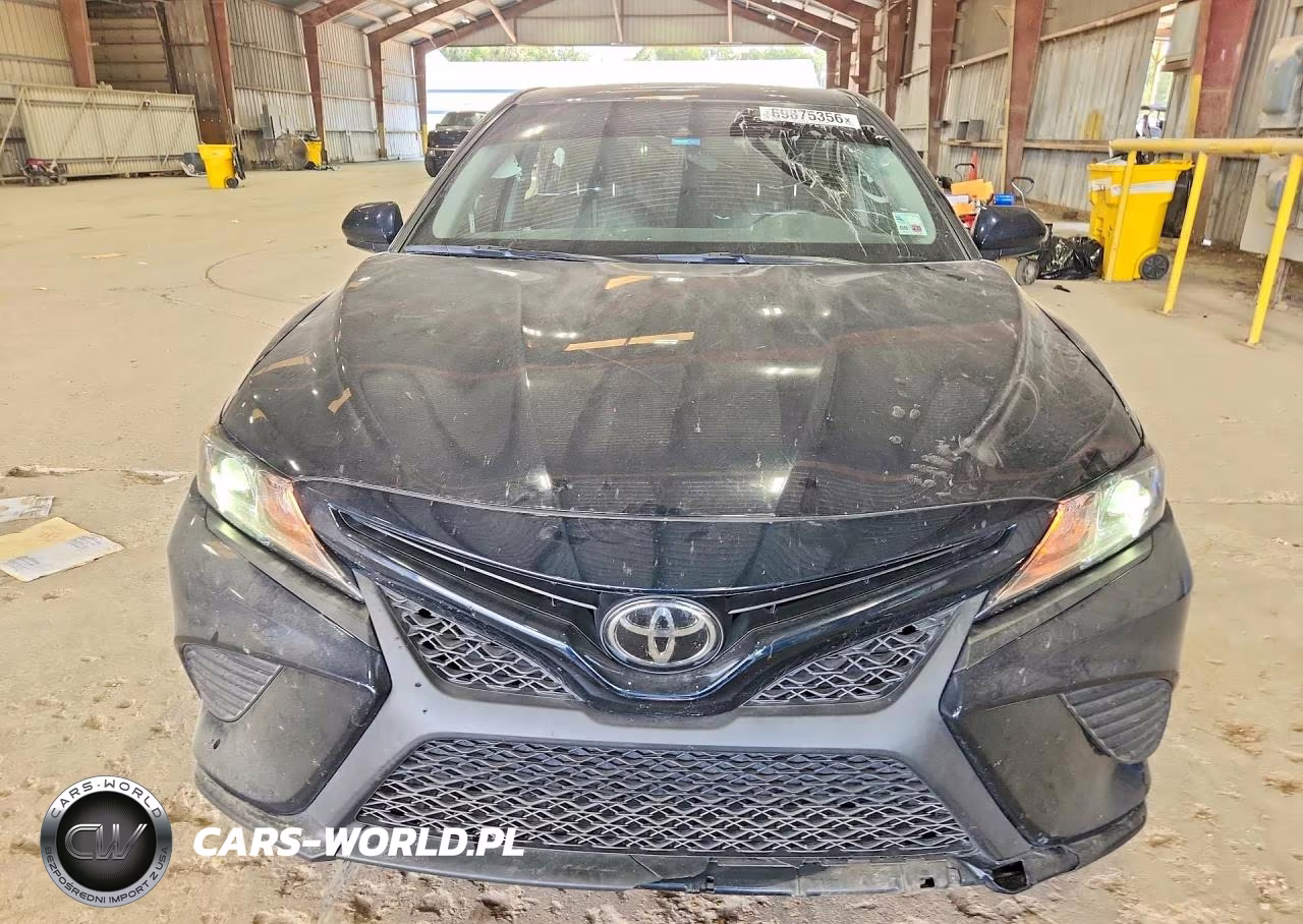 2020 Toyota Camry Se VIN:4T1G11AK6LU330221 - 5