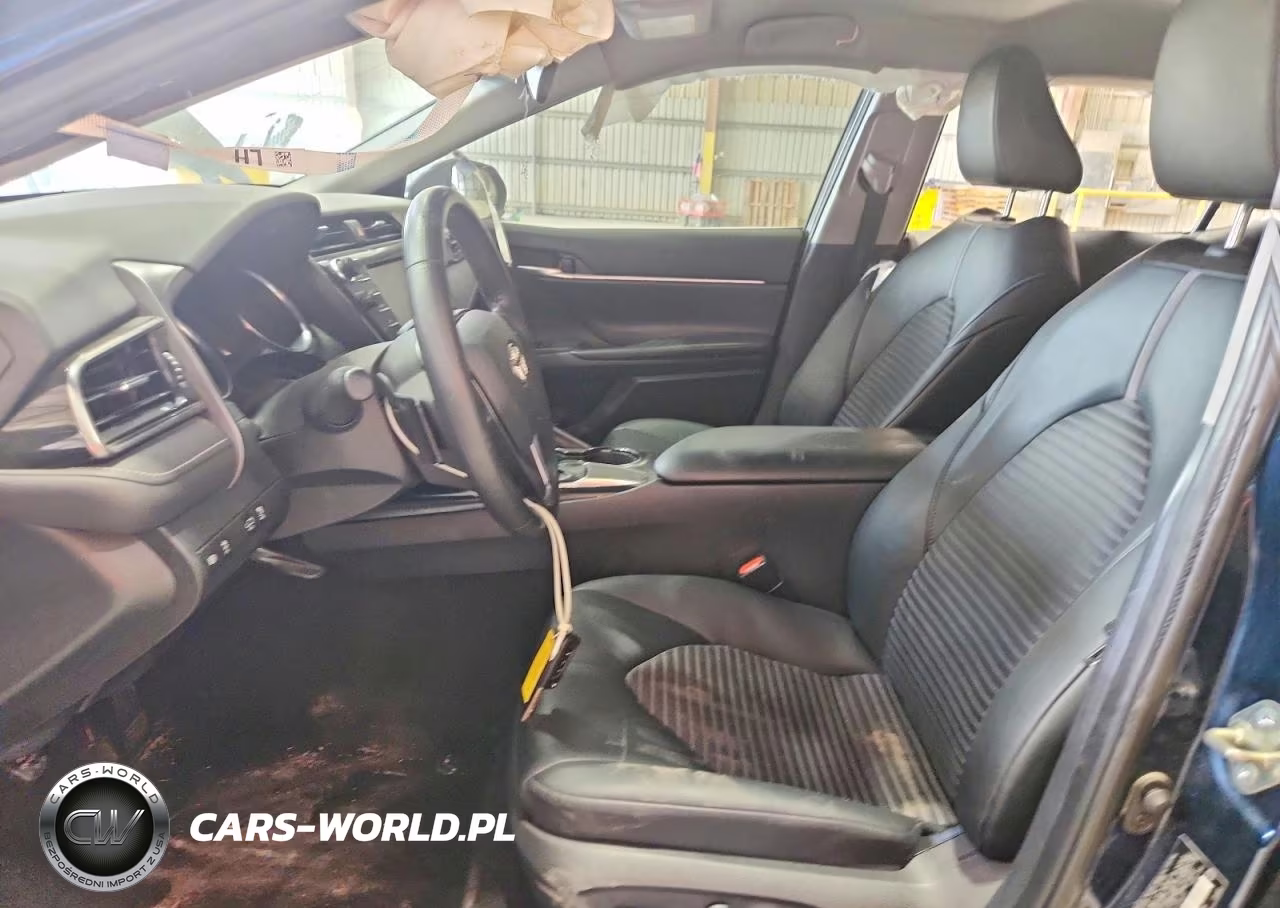 2020 Toyota Camry Se VIN:4T1G11AK6LU330221 - 7