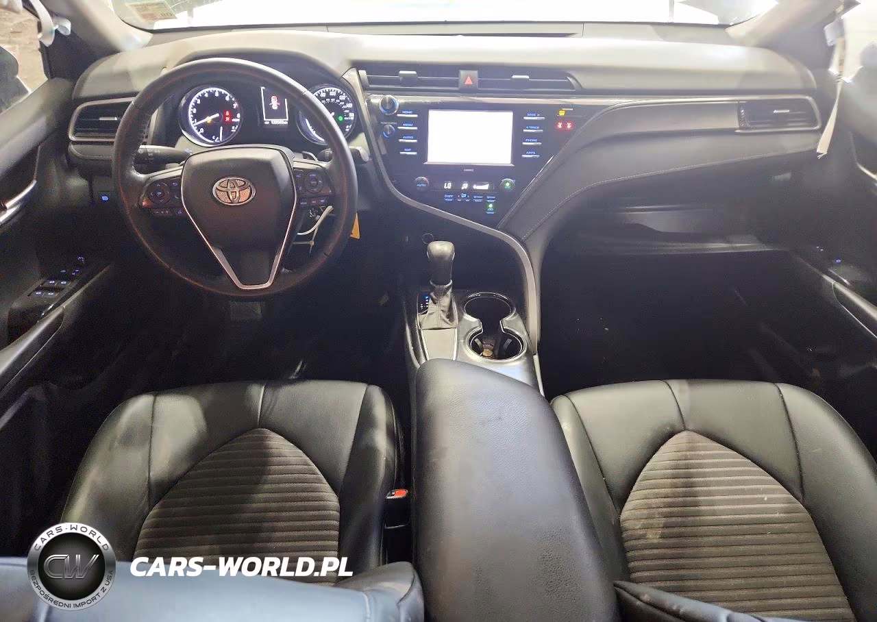 2020 Toyota Camry Se VIN:4T1G11AK6LU330221 - 8