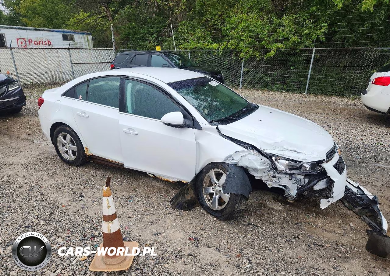 2014 Chevrolet Cruze Lt VIN:1G1PC5SB2E7318484 - 4