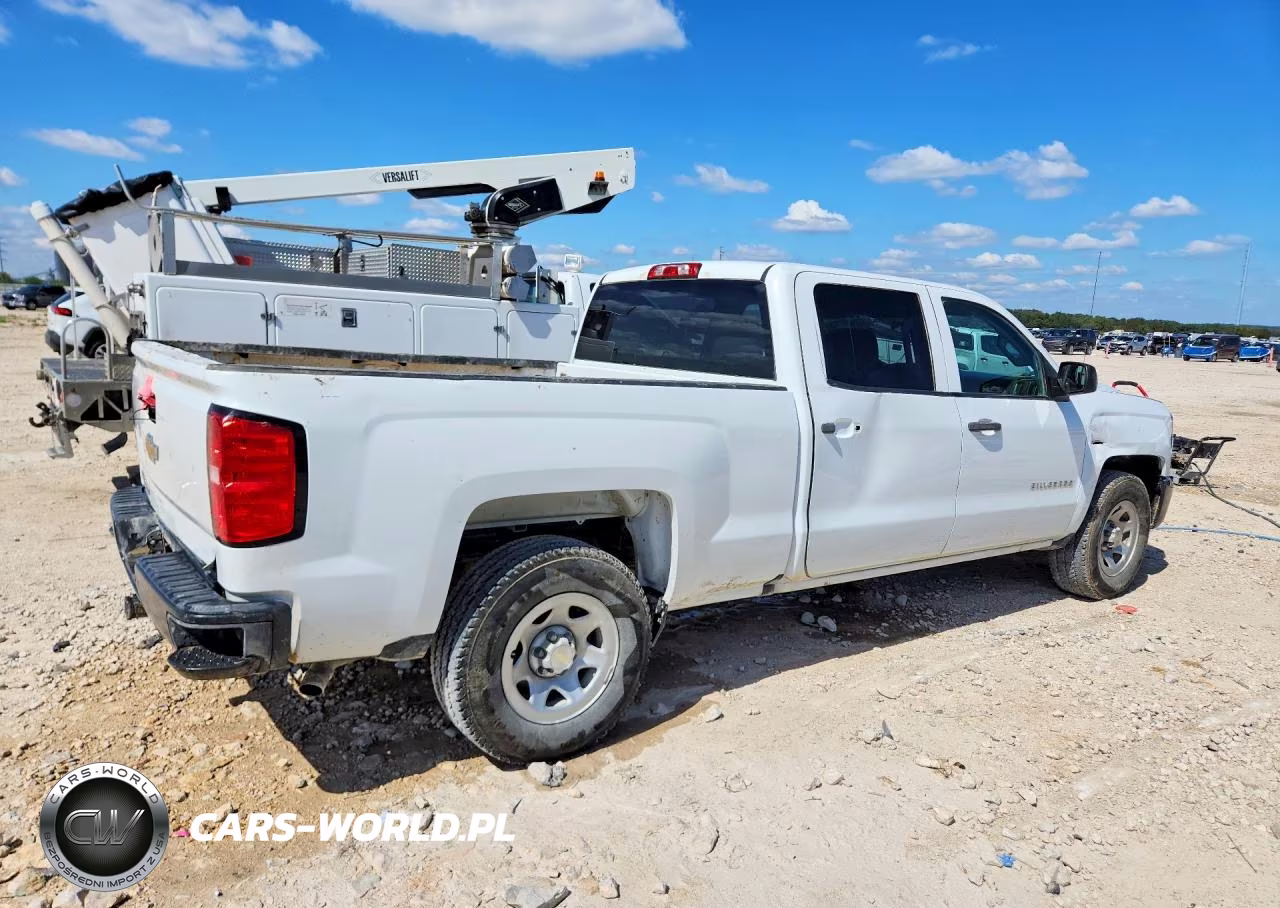 2018 Chevrolet Silverado C1500 VIN:1GCPCNECXJF243819 - 3