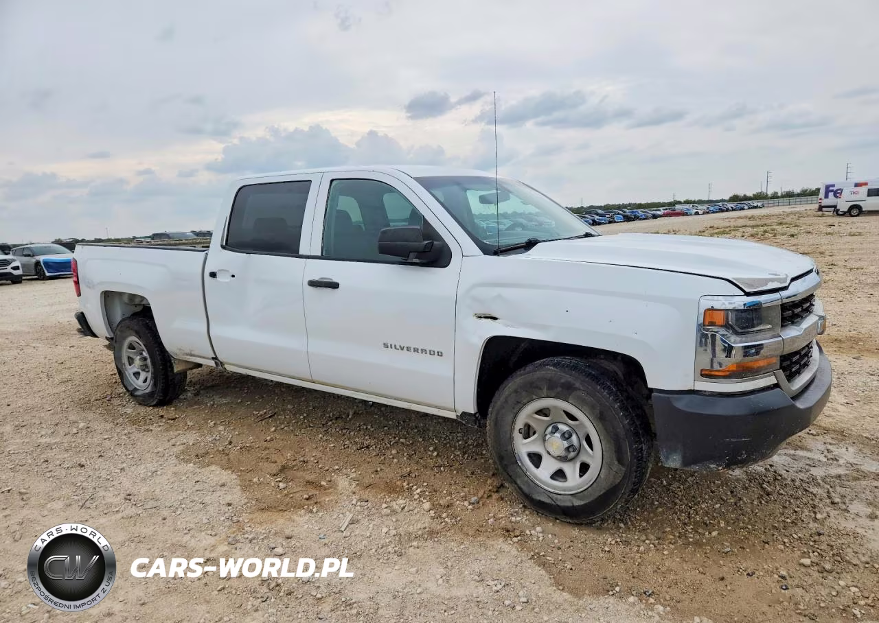 2018 Chevrolet Silverado C1500 VIN:1GCPCNECXJF243819 - 4