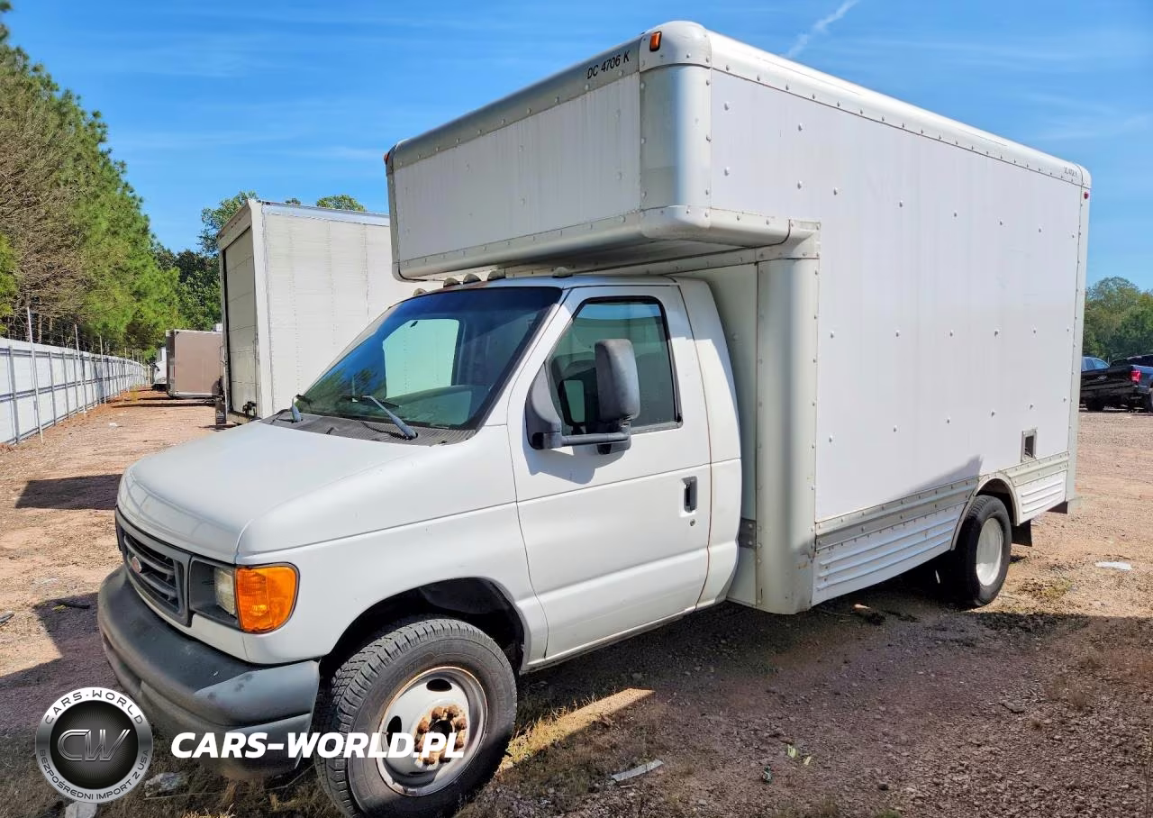 2007 Ford Econoline E450 Super Duty Cutaway Van VIN:1FDXE45S07DB18324 - 1
